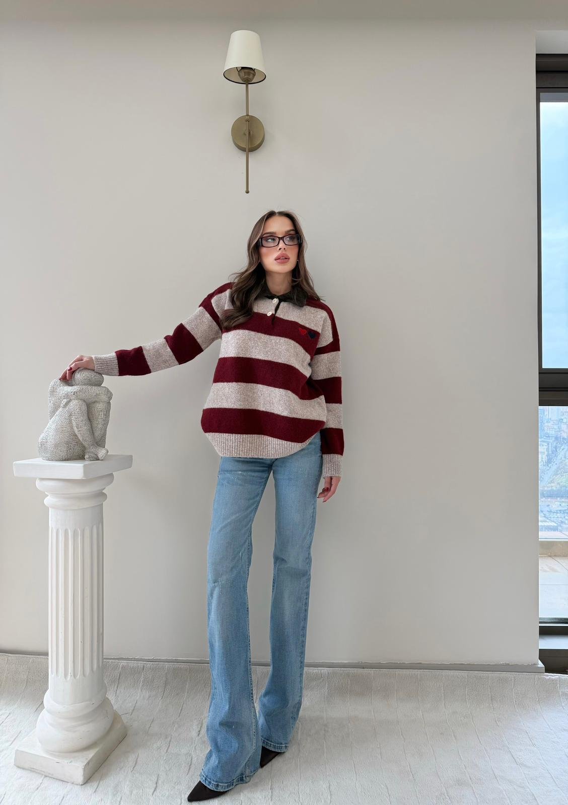 YAKALI KALP NAKIŞ DETAY ÇİZGİLİ SALAŞ KAZAK BORDO