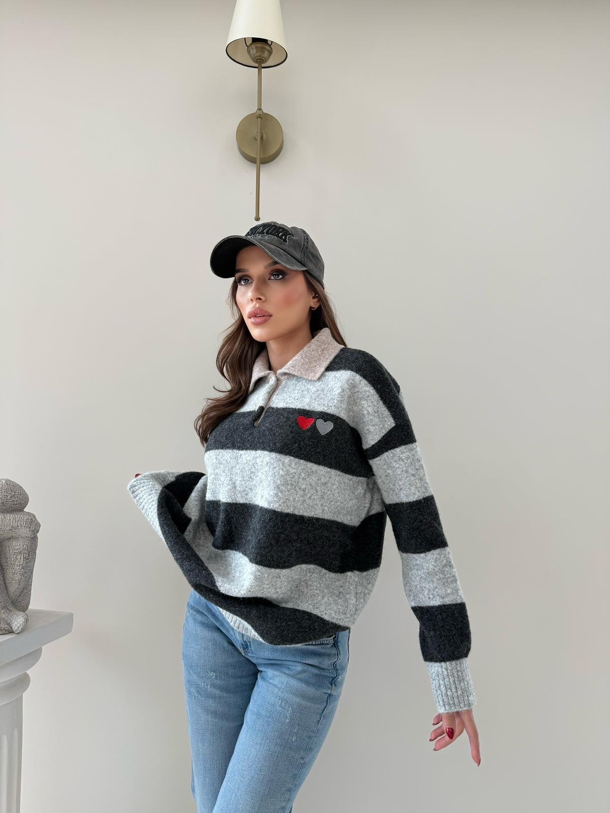 YAKALI KALP NAKIŞ DETAY ÇİZGİLİ SALAŞ KAZAK ANTRASİT