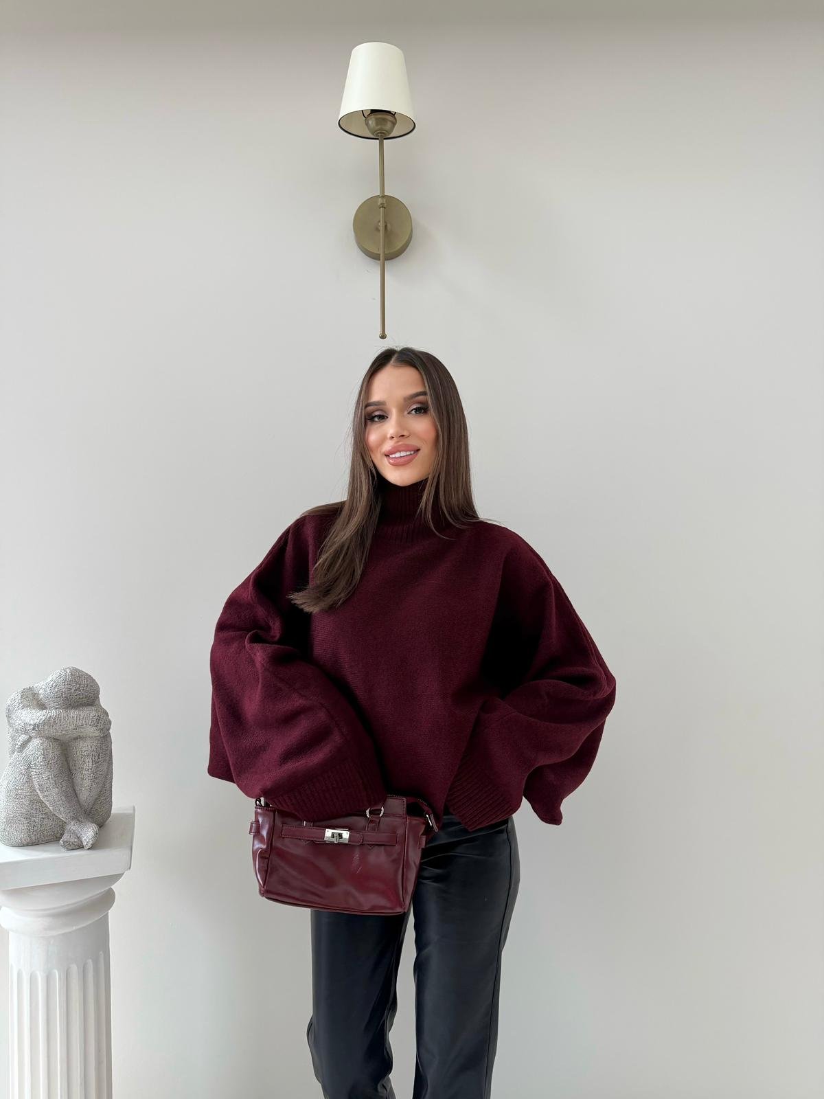 YARASA KOL BOĞAZLI OVERSİZE KAZAK BORDO