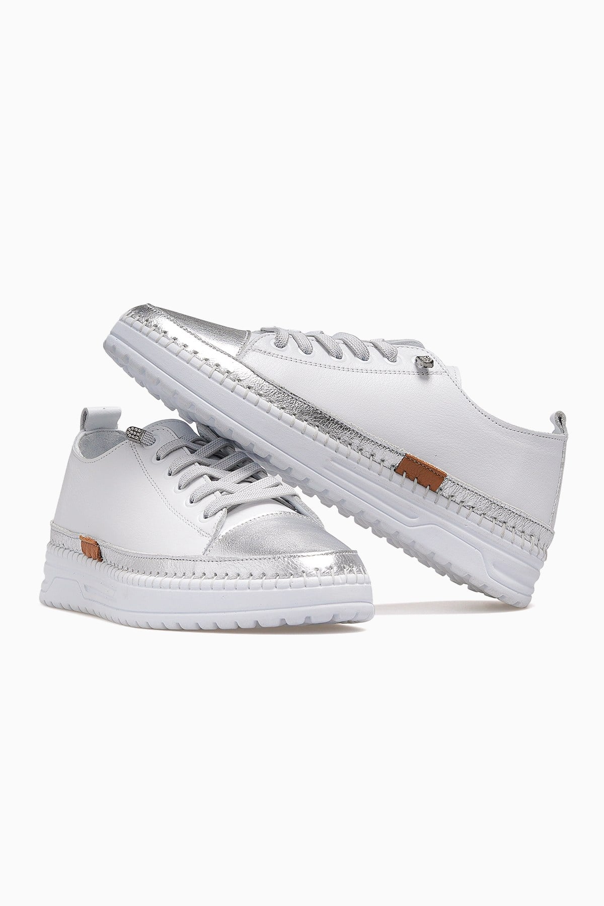 Kadın Deri Deri Sneaker Ayakkabı 26150001Y-BEYAZ/GÜMÜŞ