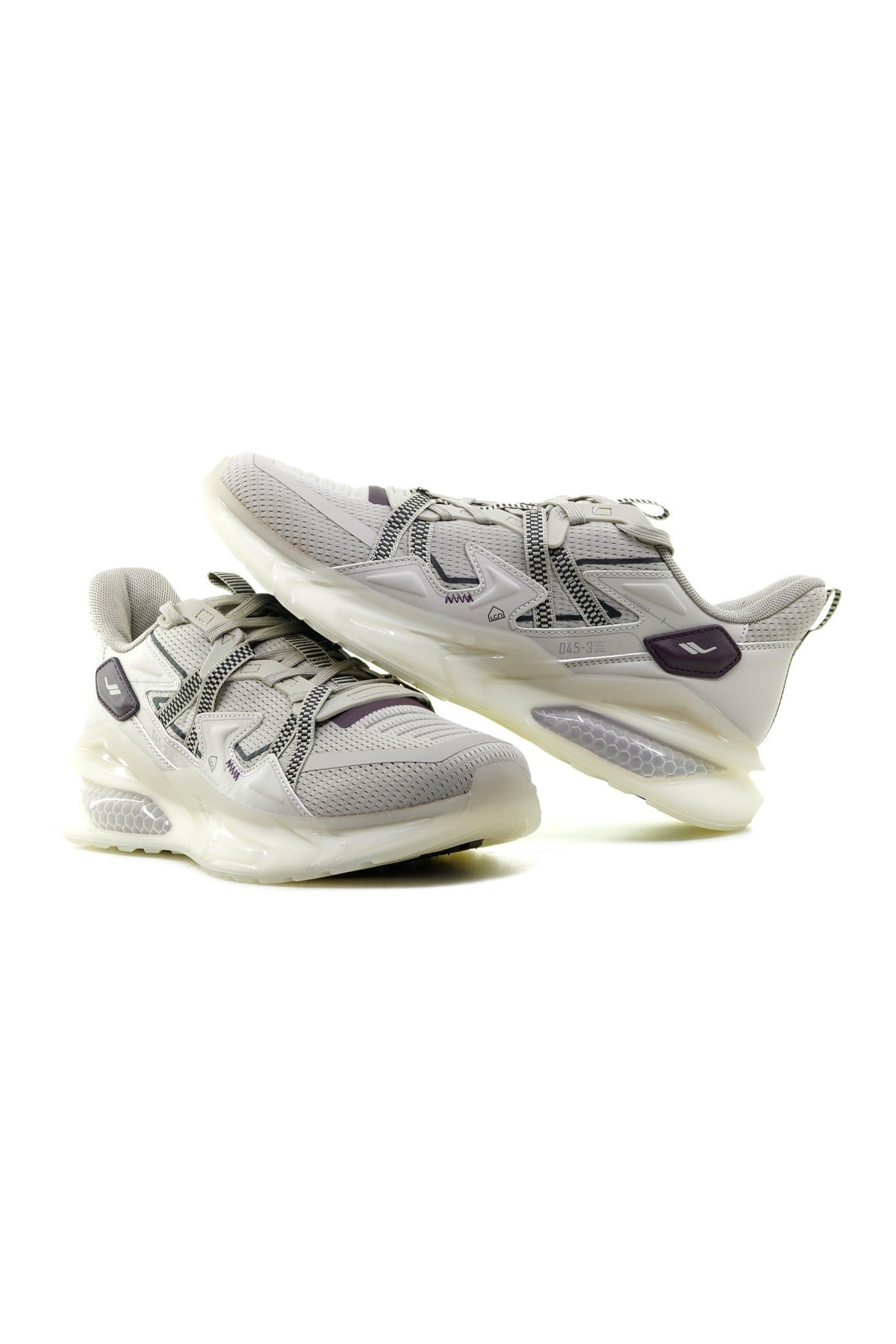lescon-airfoam-mercury-air-sneaker-gun-3-443f.jpeg