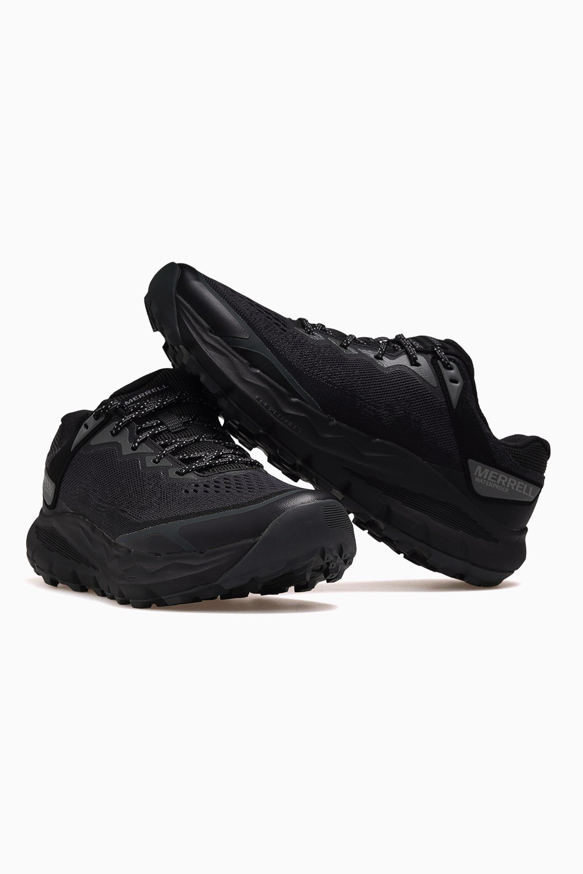 Nova 4 Waterproof Erkek Patika Koşusu Ayakkabısı J068395-SİYAH