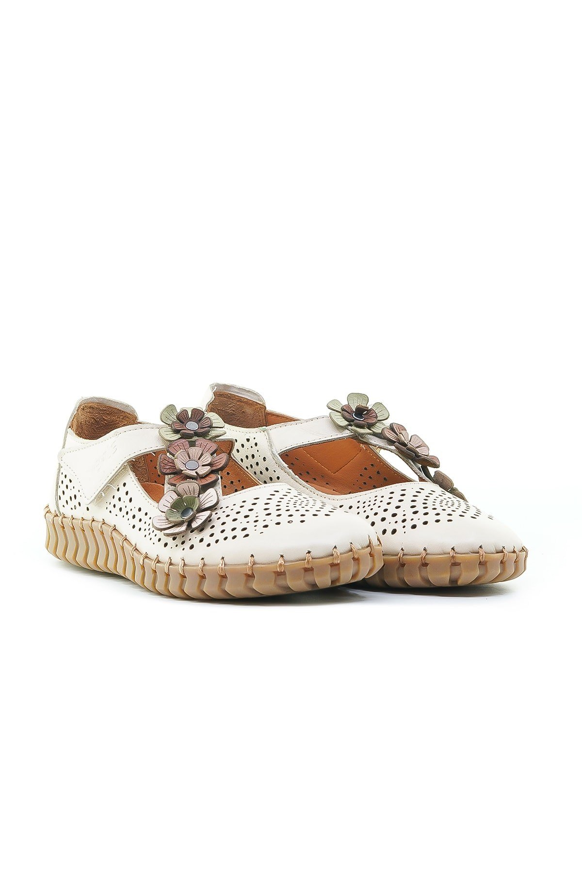 venus-kadin-hakiki-deri-cirtli-comfort-9-4529.jpeg