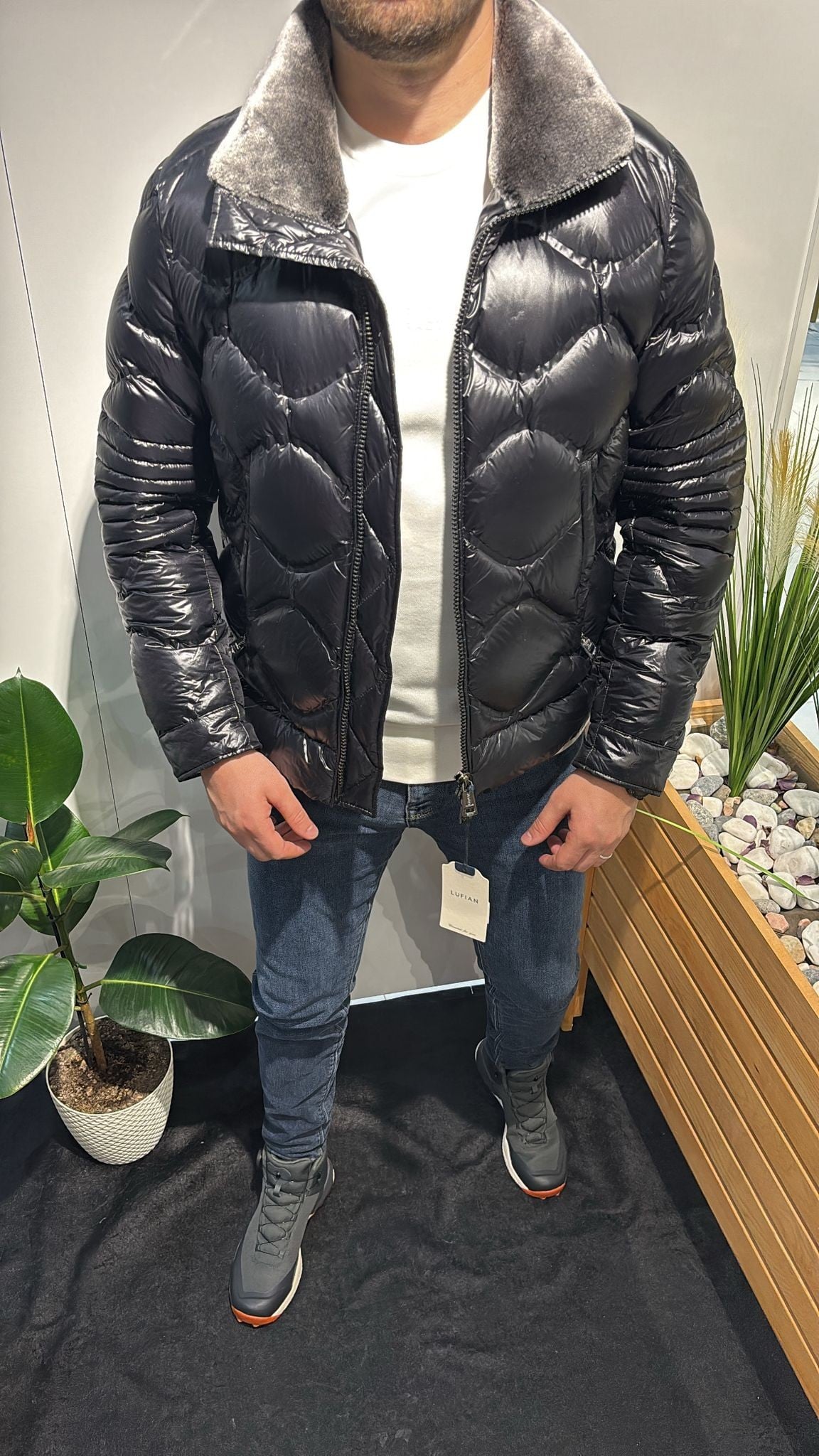 LUFİAN PARLAK SİYAH ŞİŞME MONT