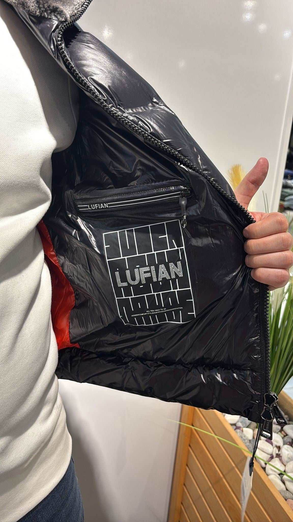 LUFİAN PARLAK SİYAH ŞİŞME MONT