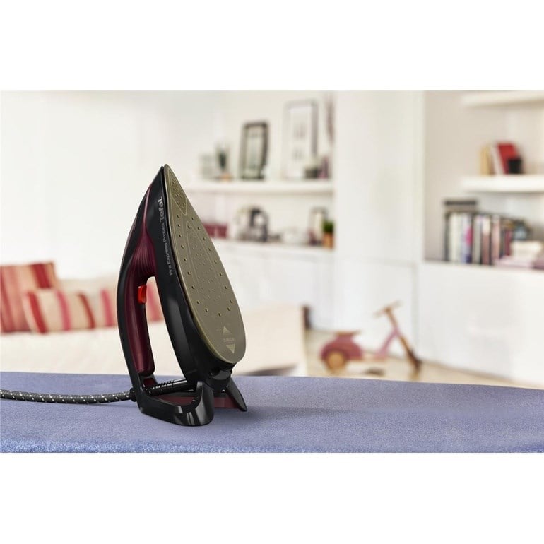 TEFAL Pro Express Protect GV9230 Buhar Kazanlı Ütü (1830007725)