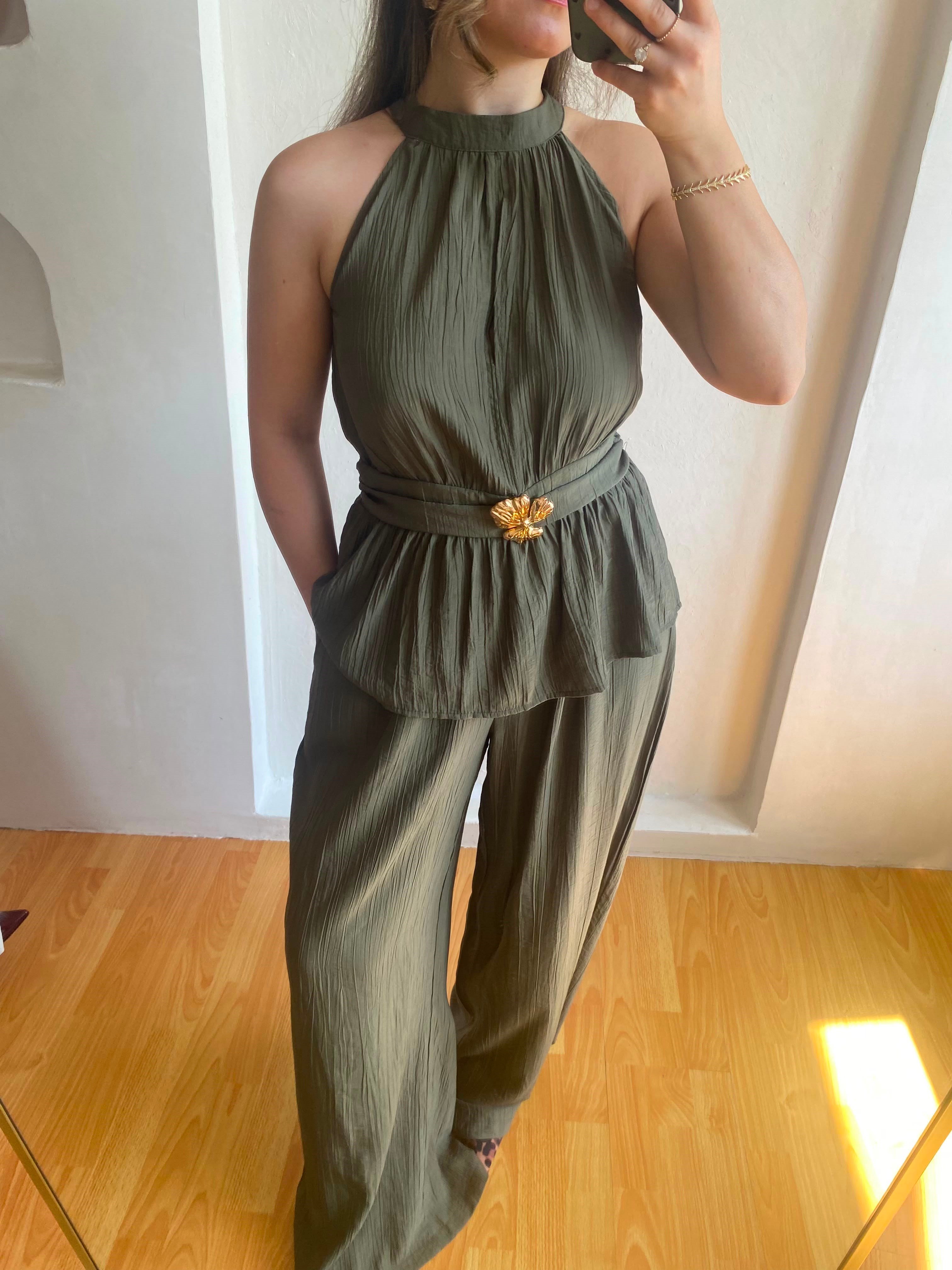 Halter Yaka Aksesuarlı Haki Takım