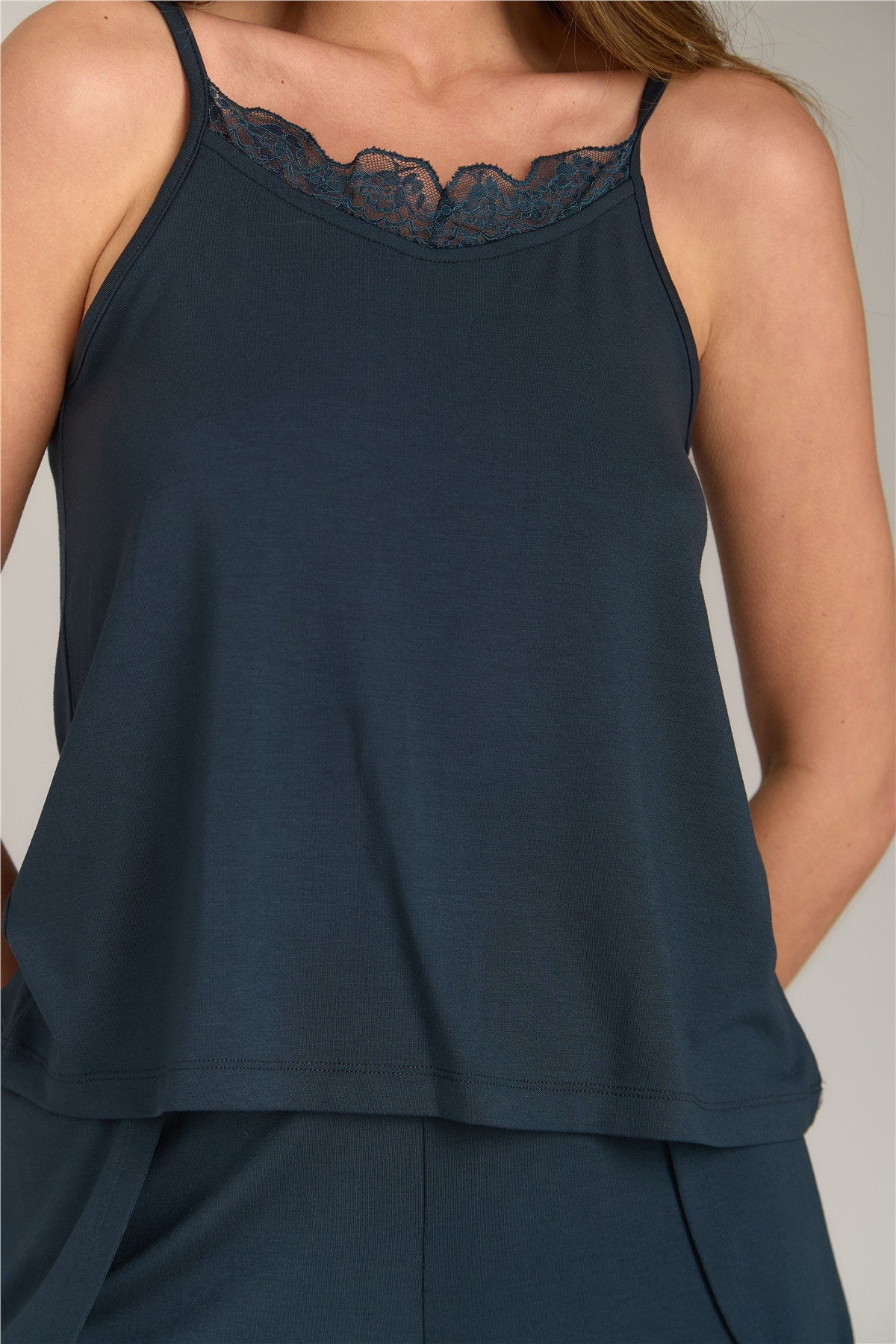 ELLA ÖRME İP ASKILI ATLET