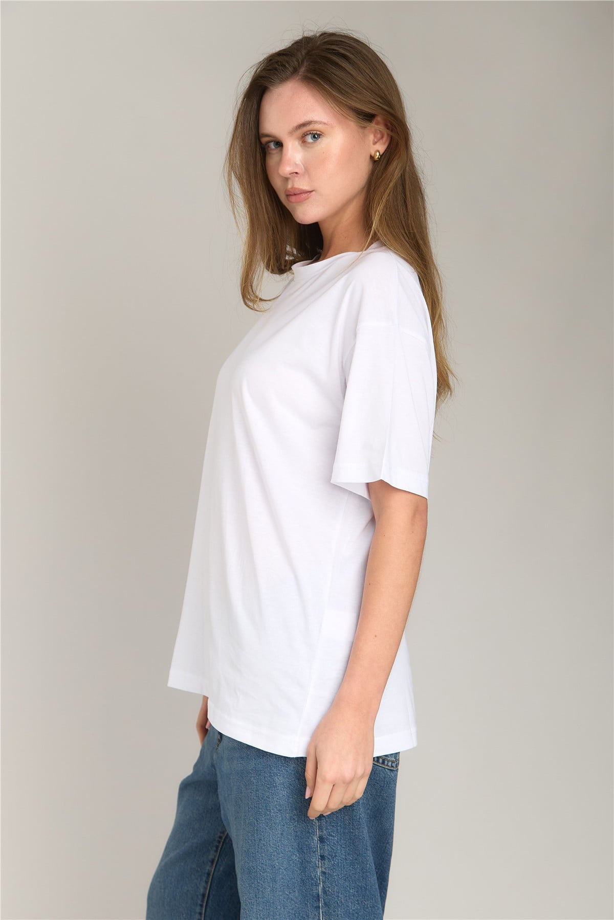 INA BASIC OVERSIZE TSHIRT