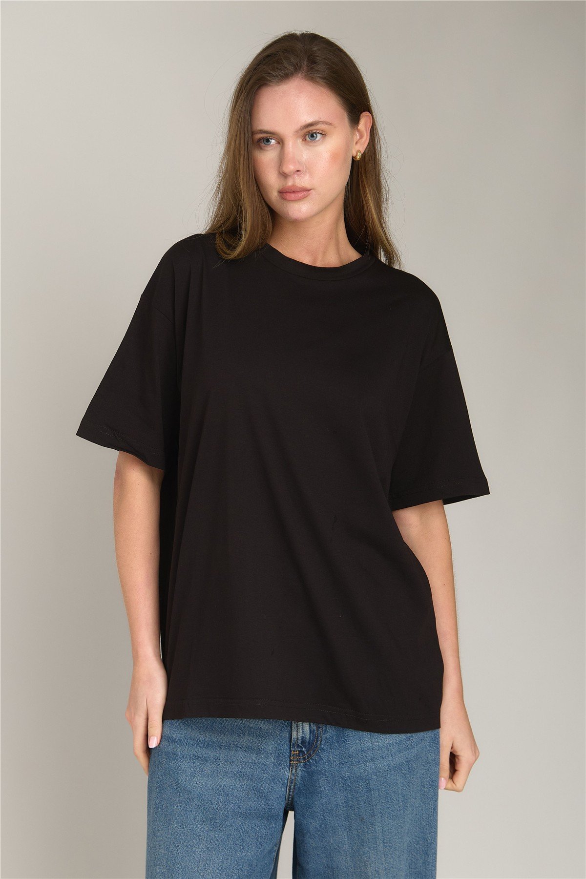 INA BASIC OVERSIZE TSHIRT