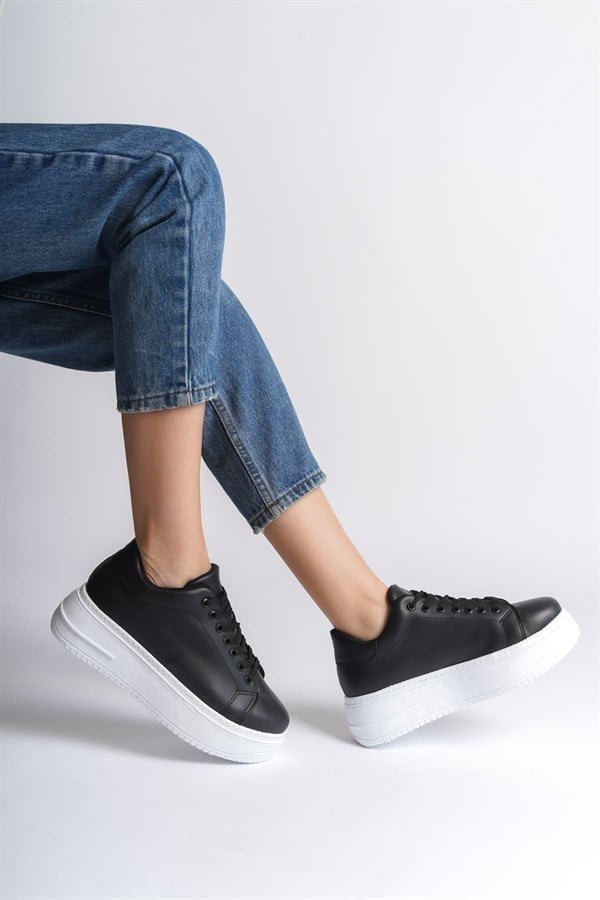BIANA Bağcıklı Ortopedik Taban Kadın Sneaker Spor Ayakkabı  CBT - Siyah