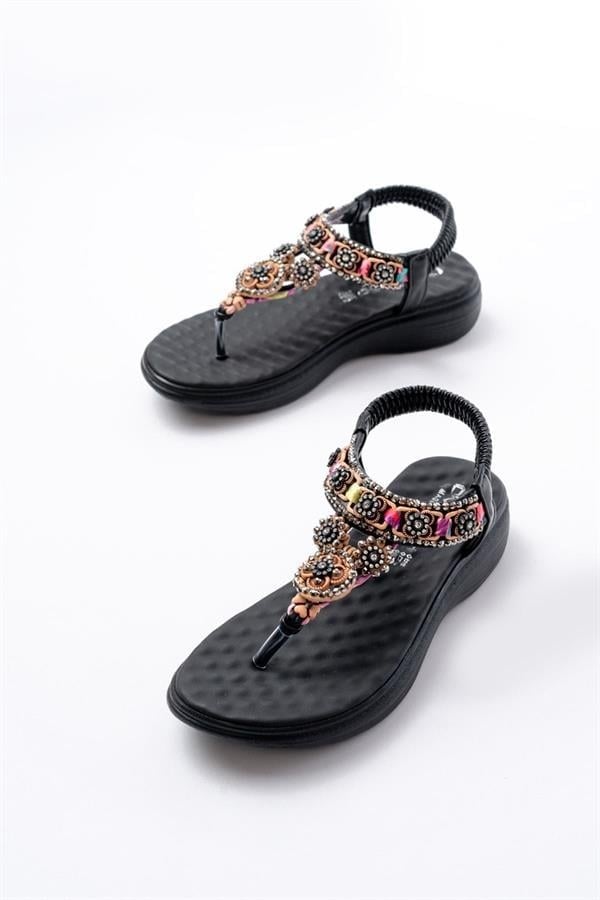 DM-609 Siyah Taşlı Arka Lastikli Parmak Arası Kadın Sandalet