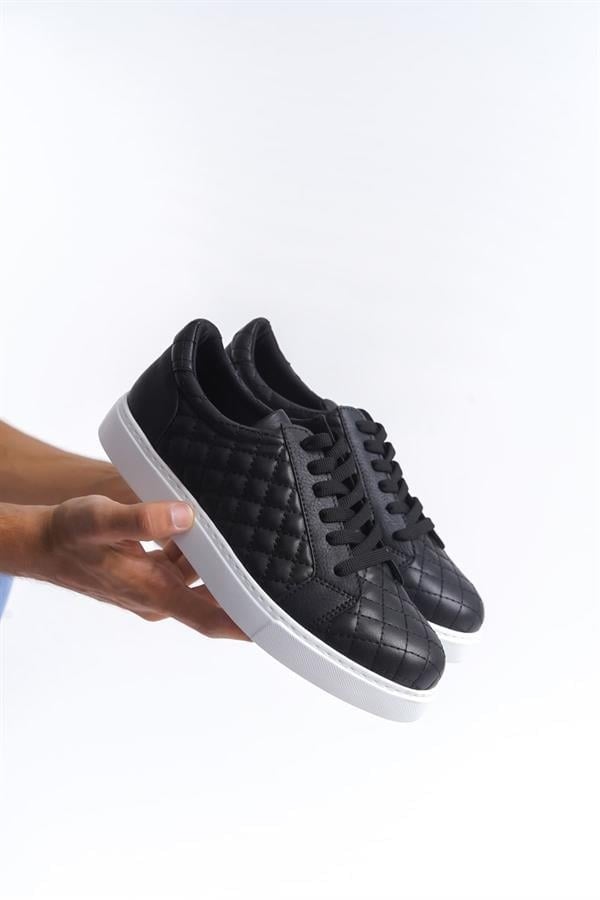 SLW166 Prestige Bağcıklı Cilt Kapitone Desenli Erkek Günlük Sneaker Ayakkabı CBT - Siyah