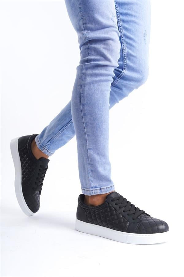 SLW166 Prestige Bağcıklı Cilt Kapitone Desenli Erkek Günlük Sneaker Ayakkabı CBT - Siyah