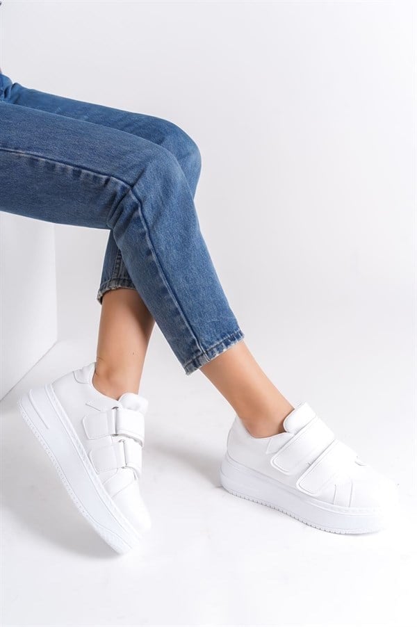 VALENCIA Bağcıksız Cırt Cırtlı Ortopedik Taban Kadın Sneaker Spor Ayakkabı CBT - Beyaz