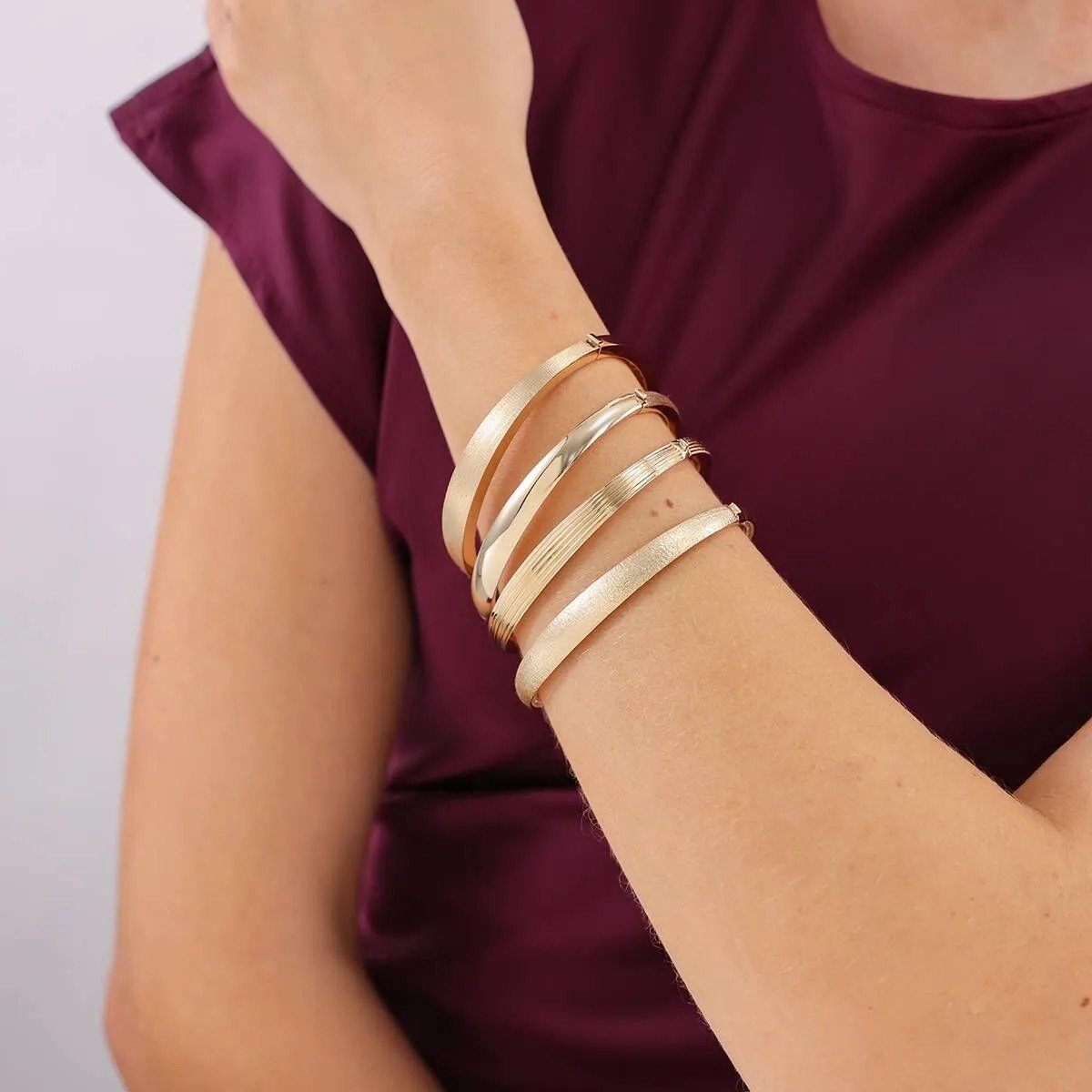 Regold Taş Detaylı Kelepçe