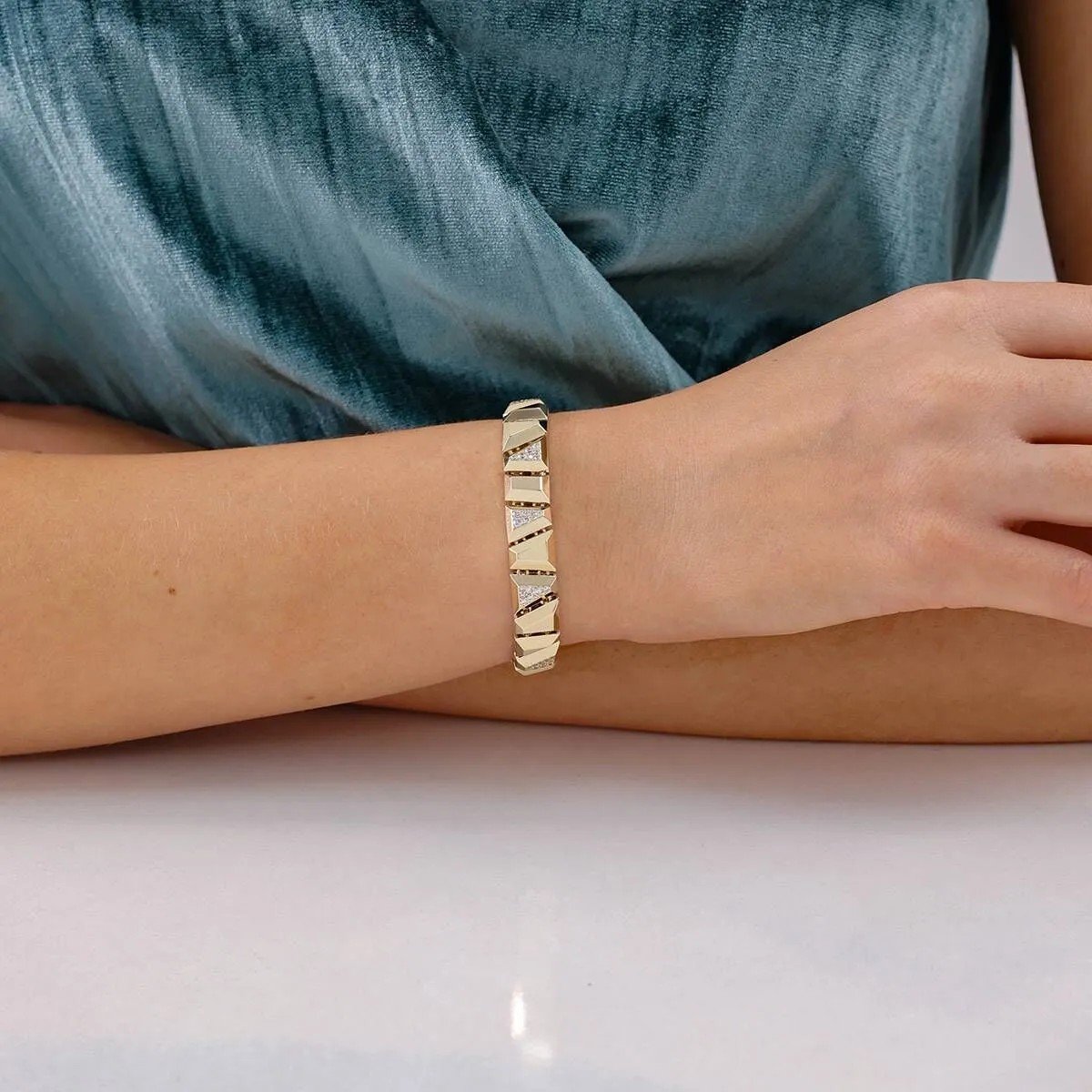 Regold Taşlı Dörtgen Bileklik