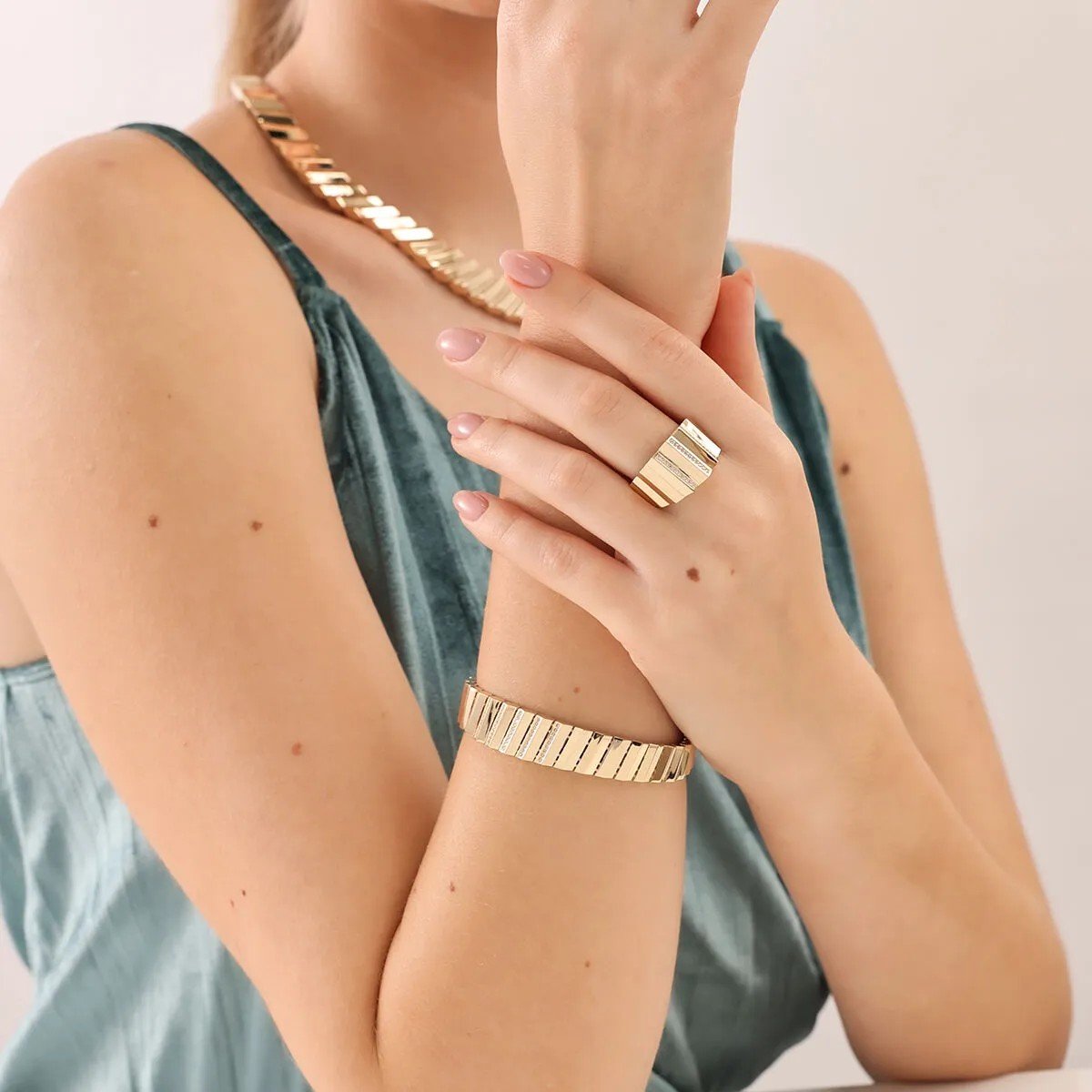 Regold Taşlı Tasarım 4'lü Set