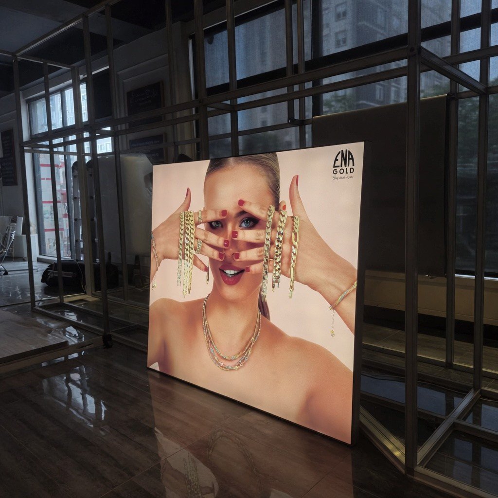 140x120 cm Duvar Tipi Lightbox Tabela - 5 cm kasa