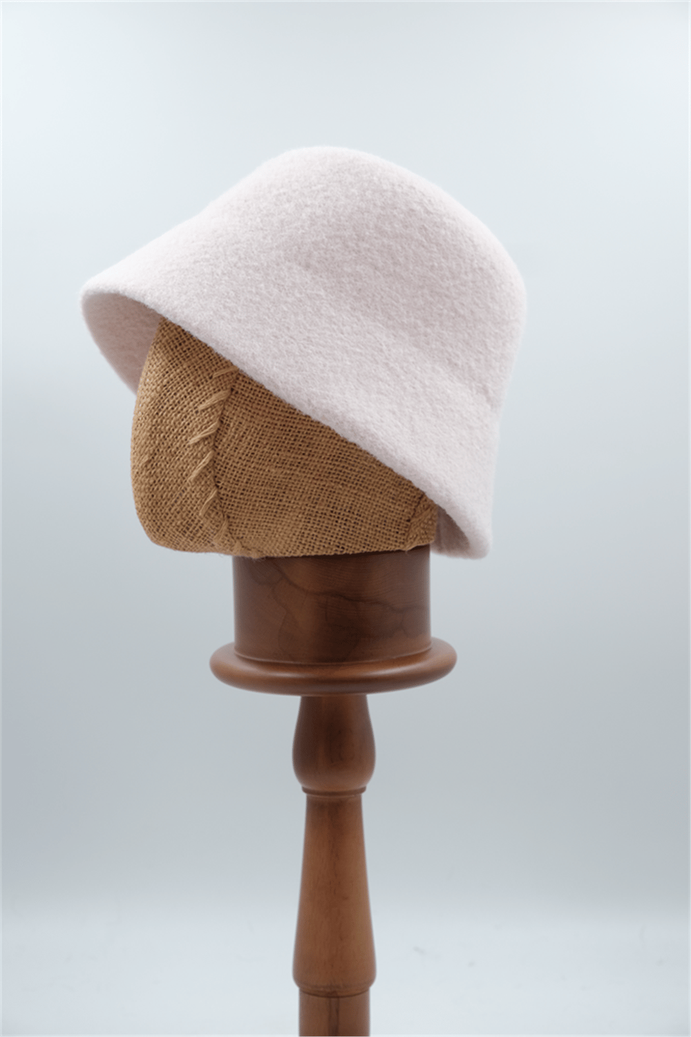 CMFW25-36 LÜXS ANGORA BALIKÇI PUDRA