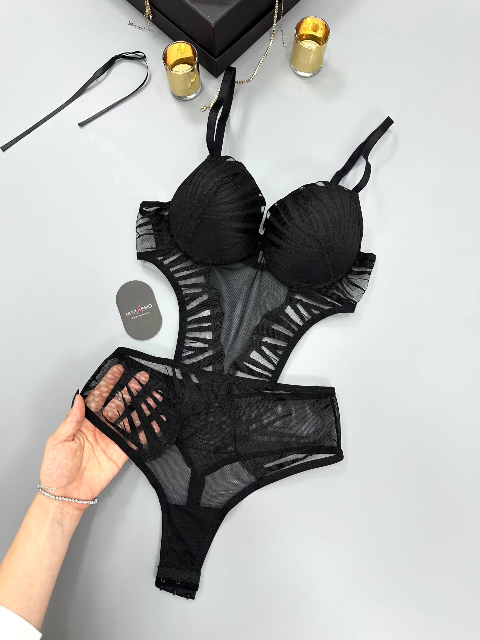 Wild & Chic Siyah BodySuit