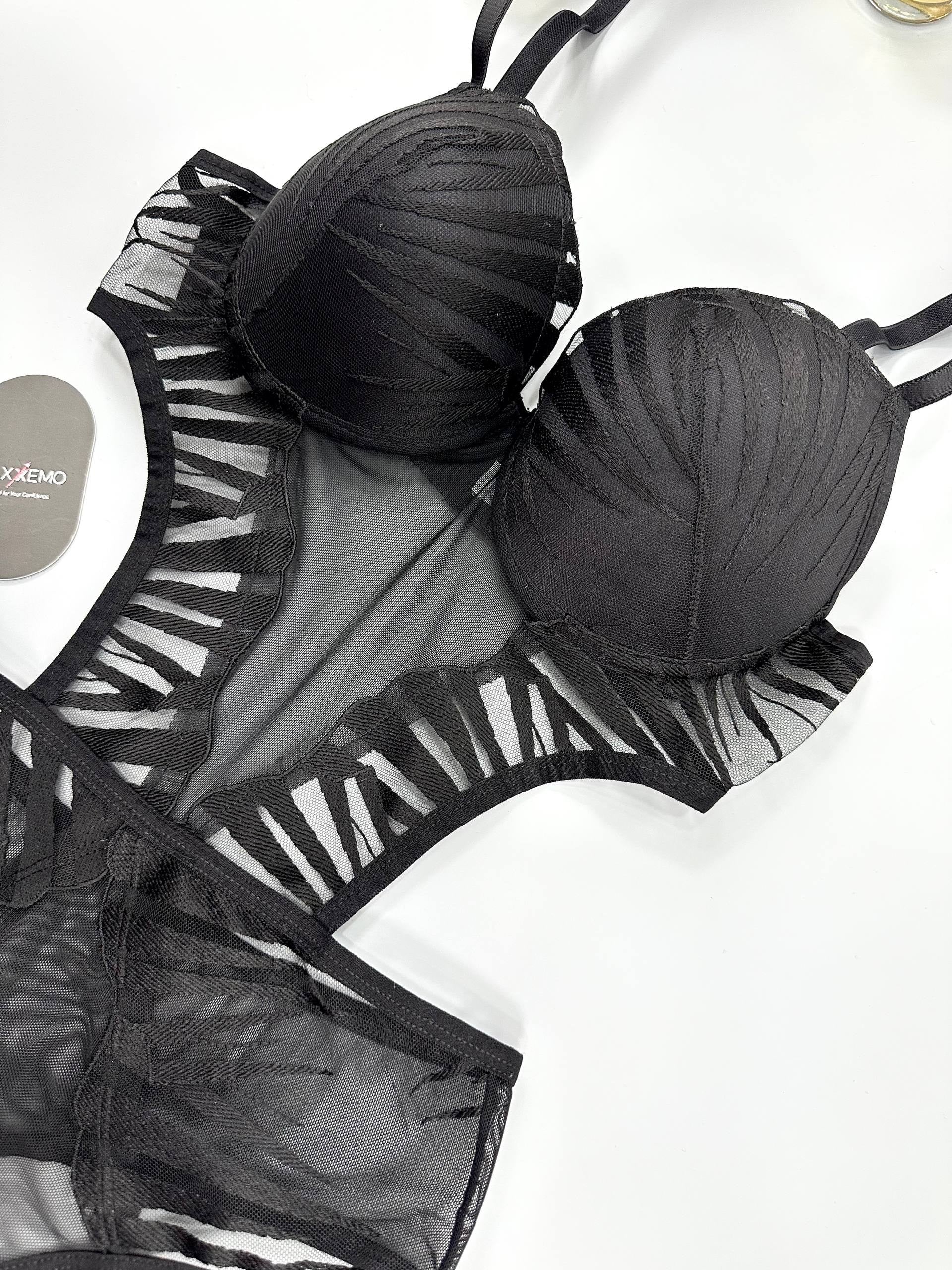 Wild & Chic Siyah BodySuit