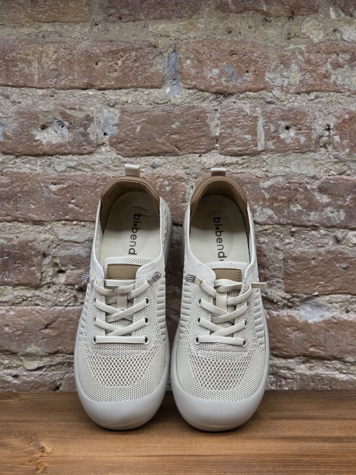 AeroFlex Faylon Sneaker – Krem