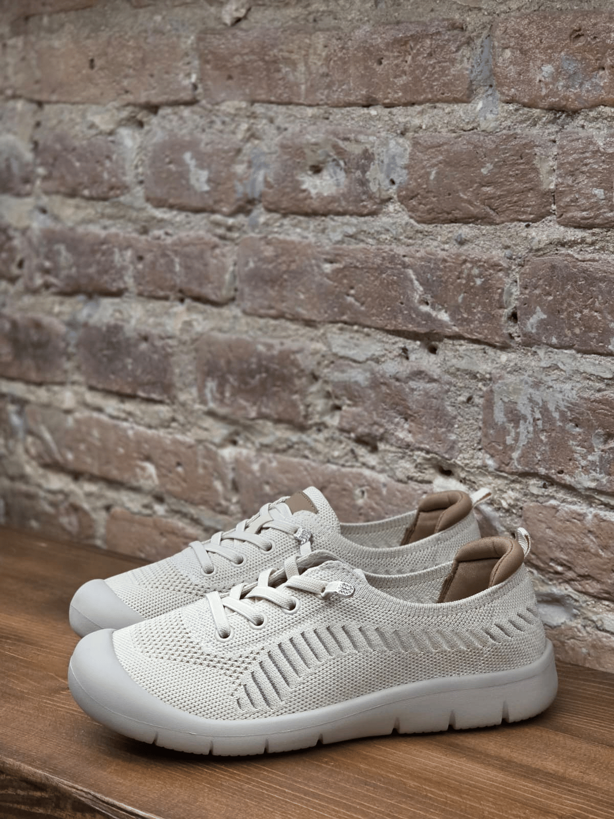 AeroFlex Faylon Sneaker – Krem