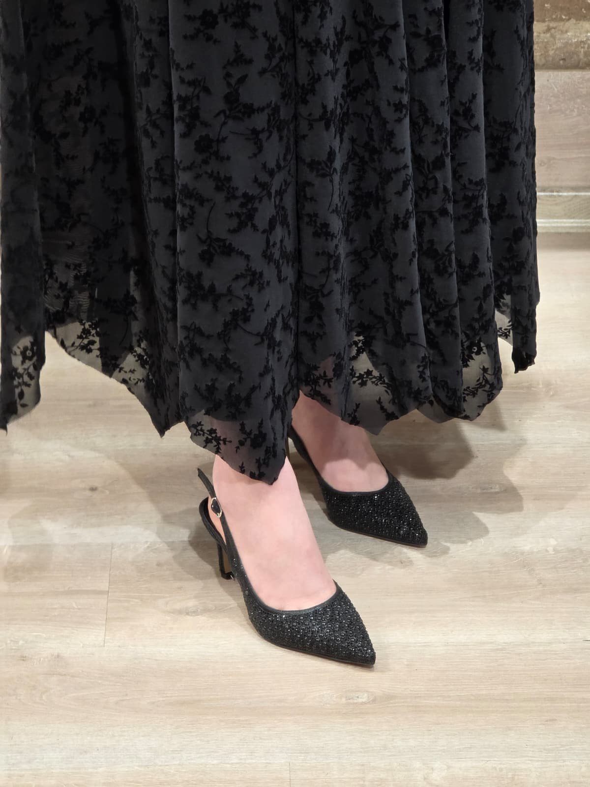 Pearl Shine Black Taşlı stilettoo