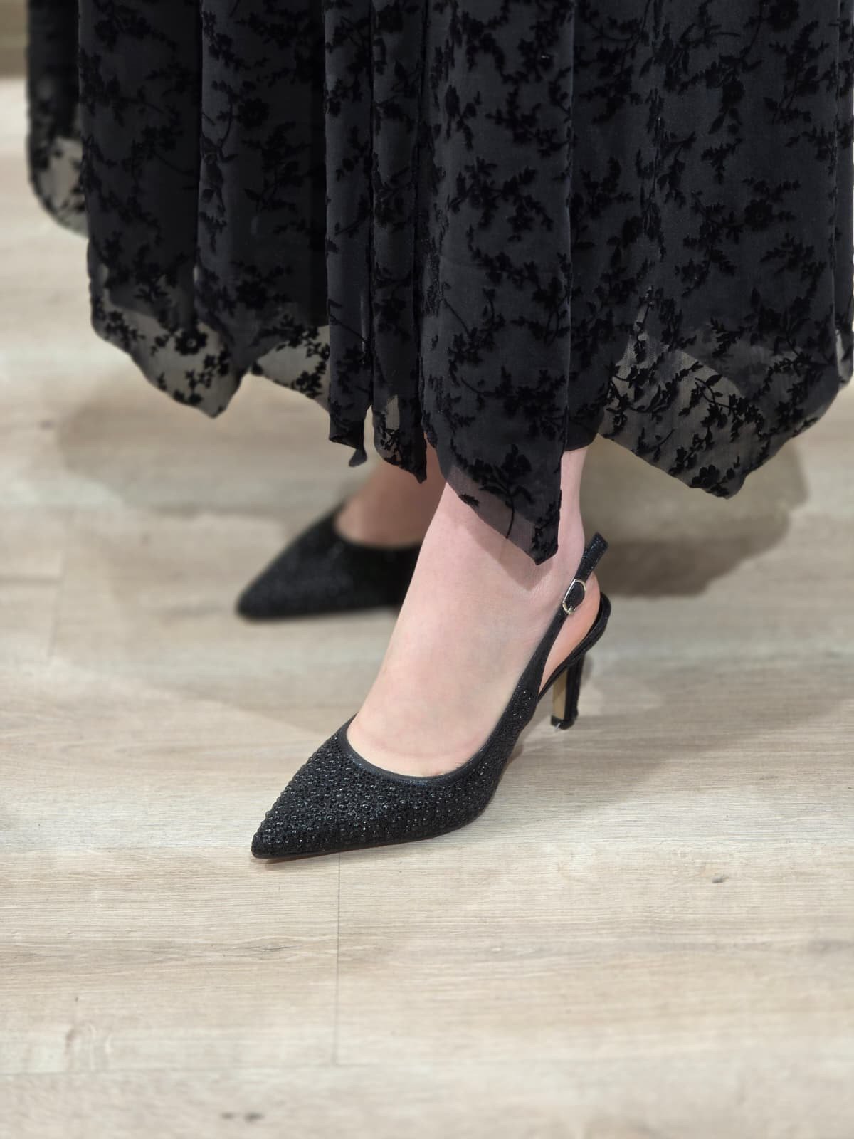 Pearl Shine Black Taşlı stilettoo