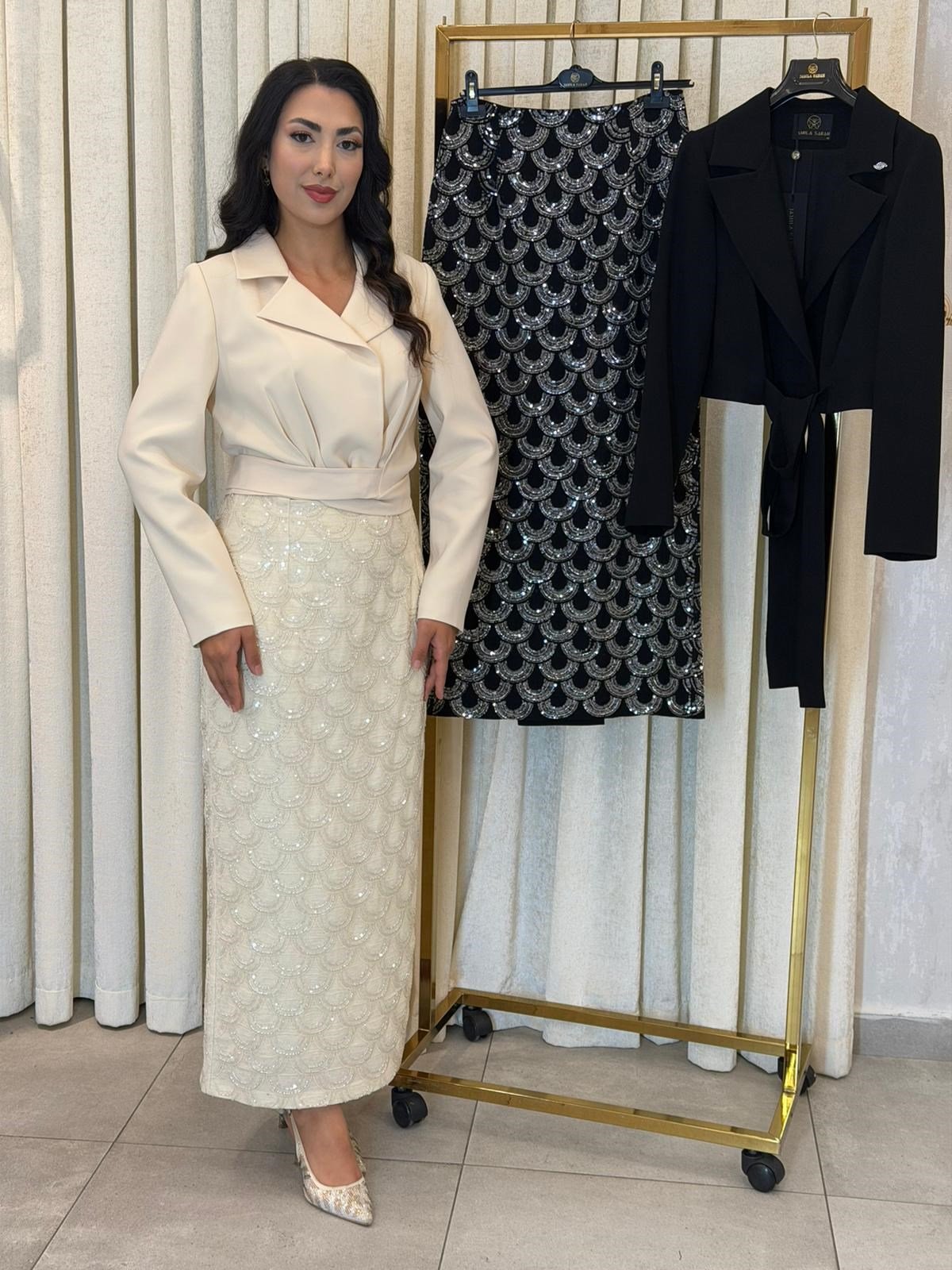 Jamila Sarah Payet İşlemeli Etek Ceket Takım 
