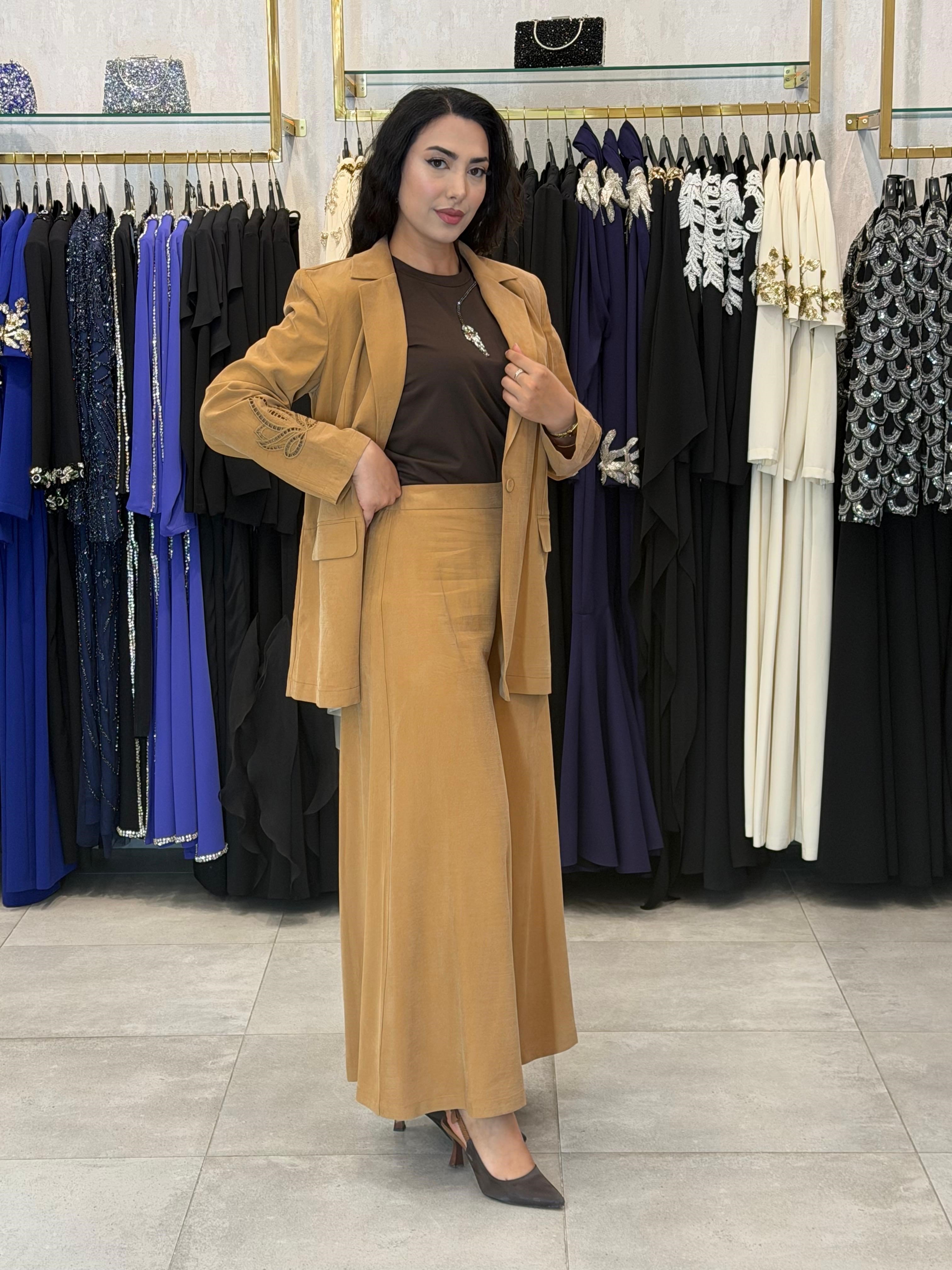 Kahma Sırtı ve Kolları Lazer Kesimli Ceket Pantolon Takım
