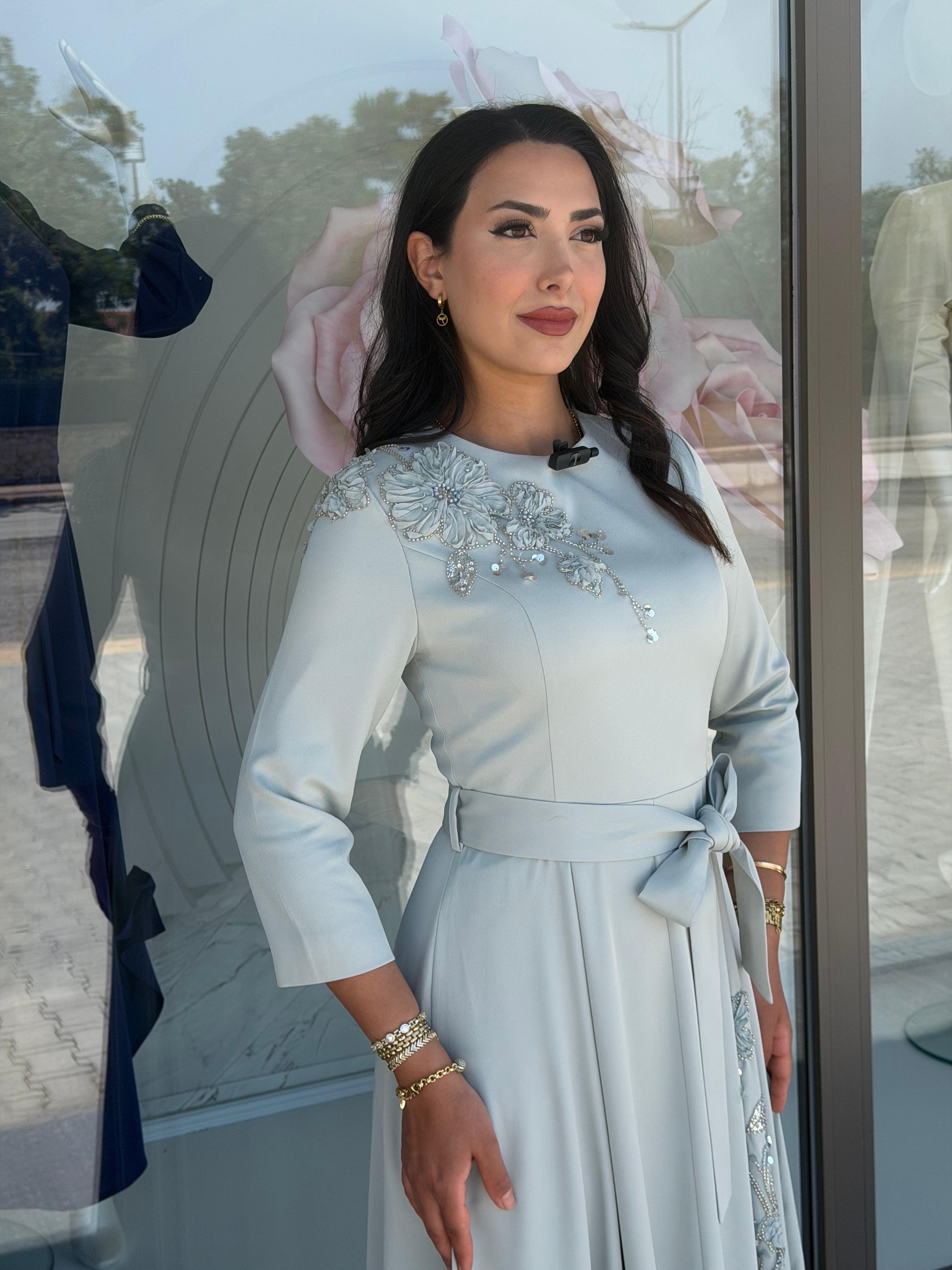 Taş İşlemeli Kloş Etek Elbise 