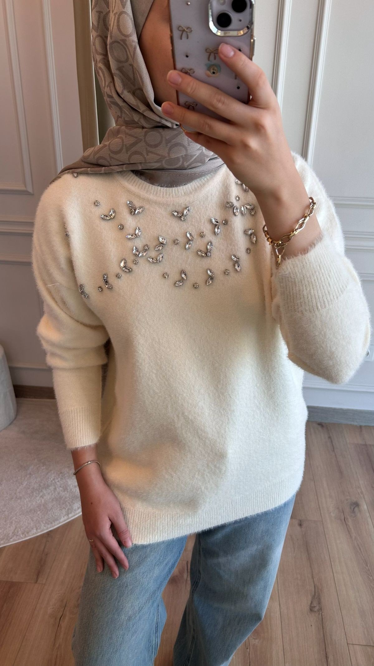 Ekru Taşlı Angora Kazak 
