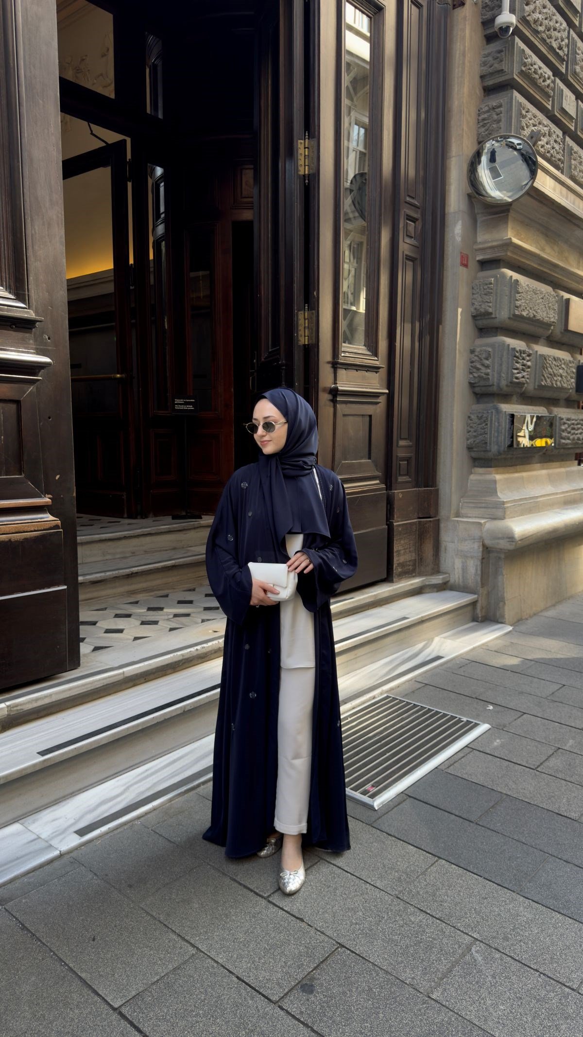 Lacivert Taş İşlemeli Abaya- Şal
