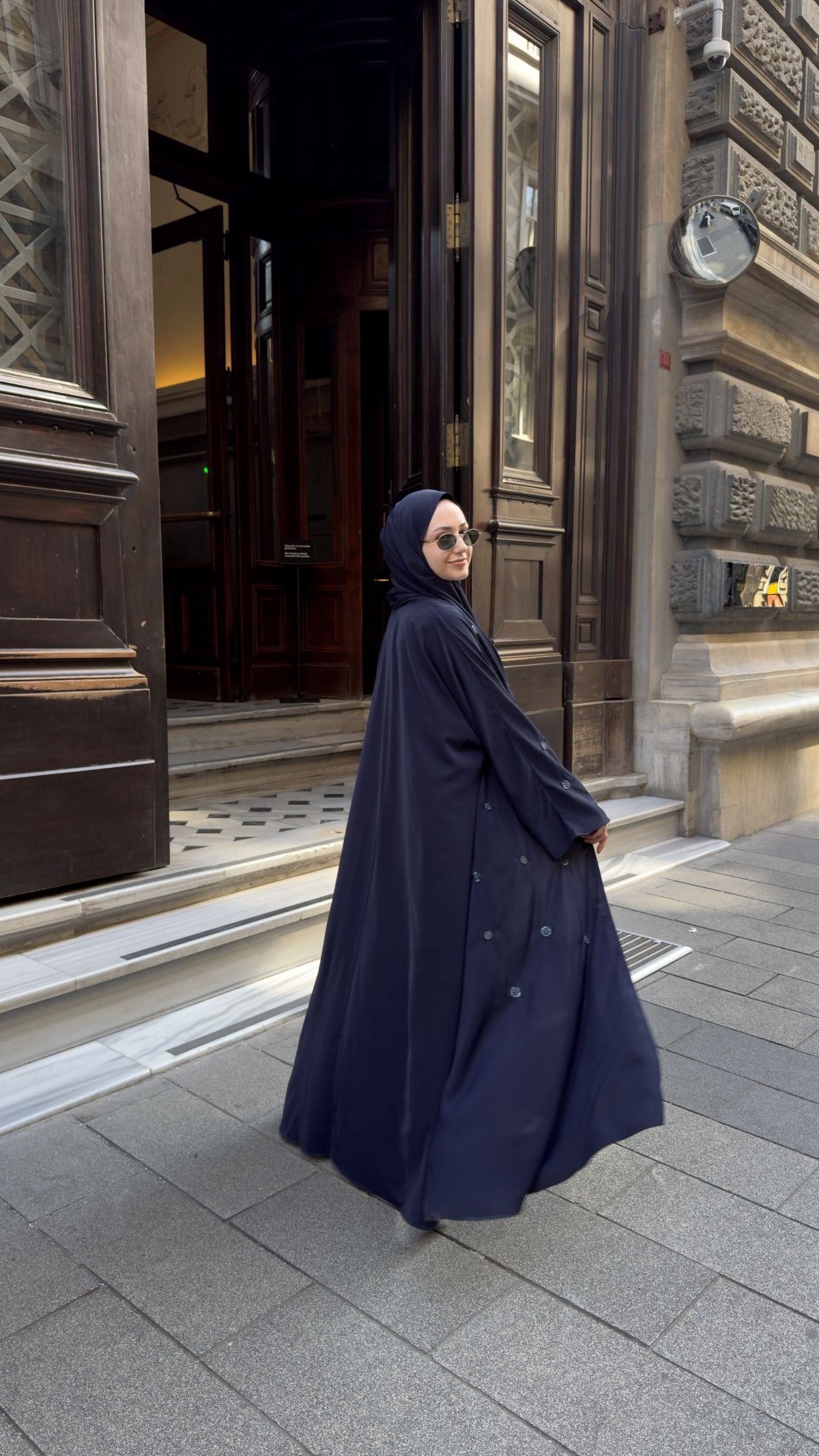 Lacivert Taş İşlemeli Abaya- Şal