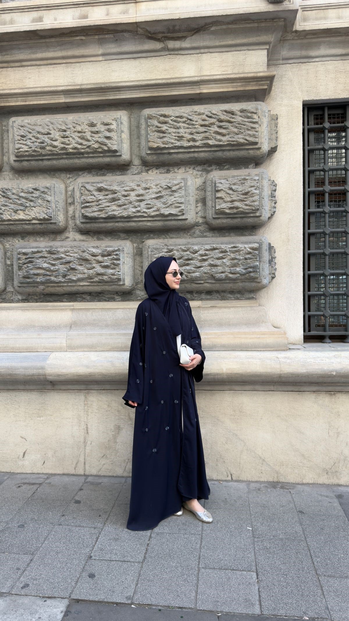 Lacivert Taş İşlemeli Abaya- Şal