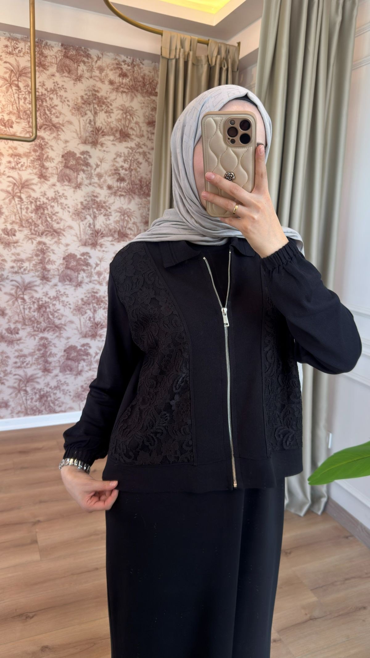 Siyah Hırkalı Merserize Elbise 