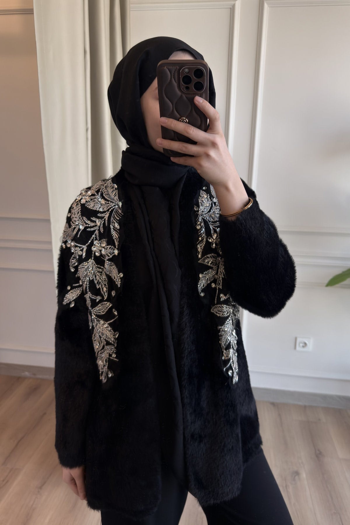 Siyah İthal Uzun Angora