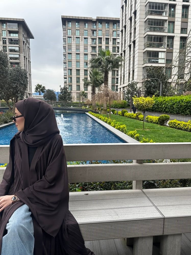 Qahwa Abaya