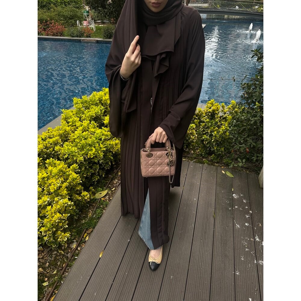 Qahwa Abaya