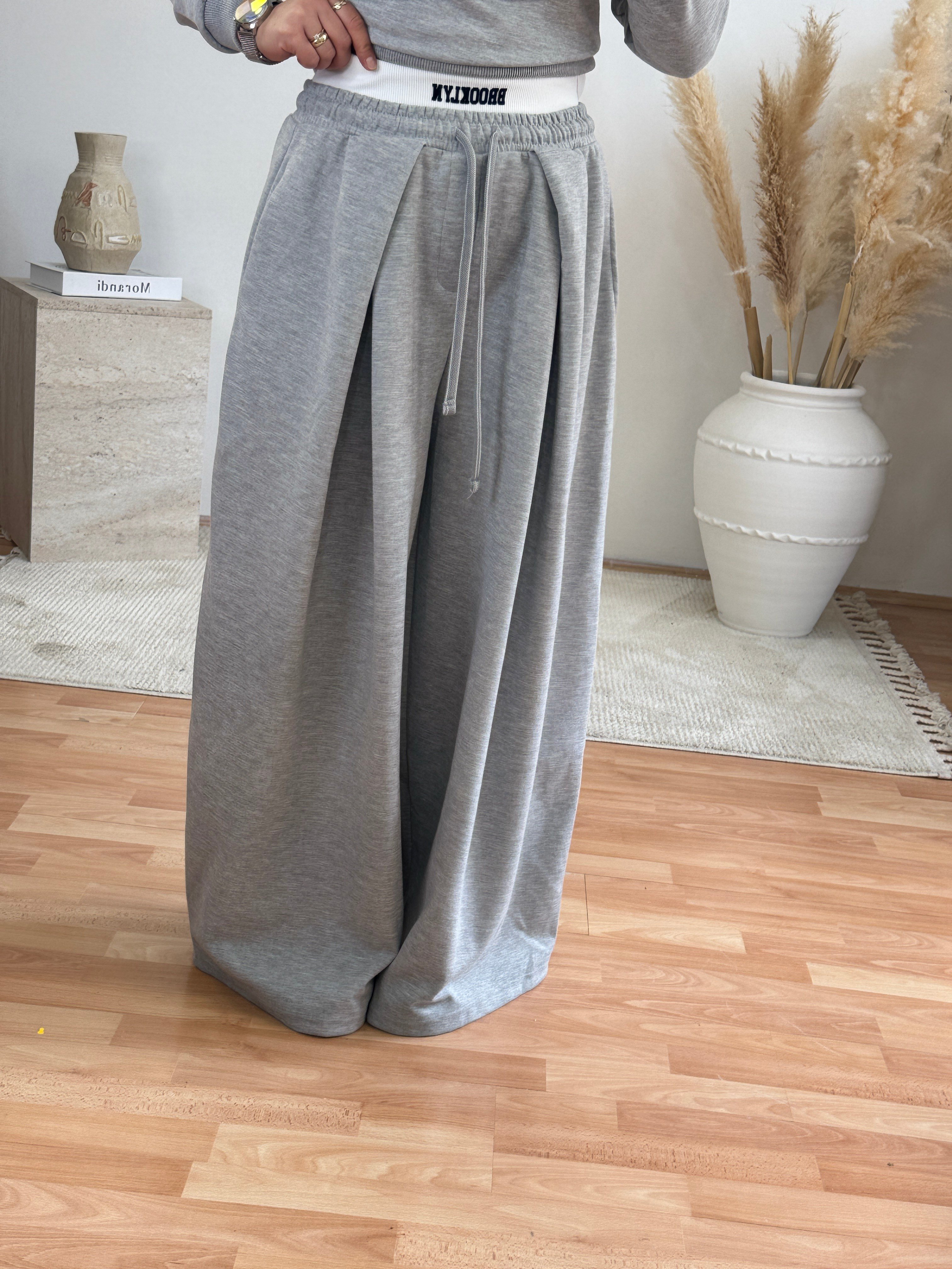 Brooklyn Sweatshirt & Bol Paça Pantolon Takım