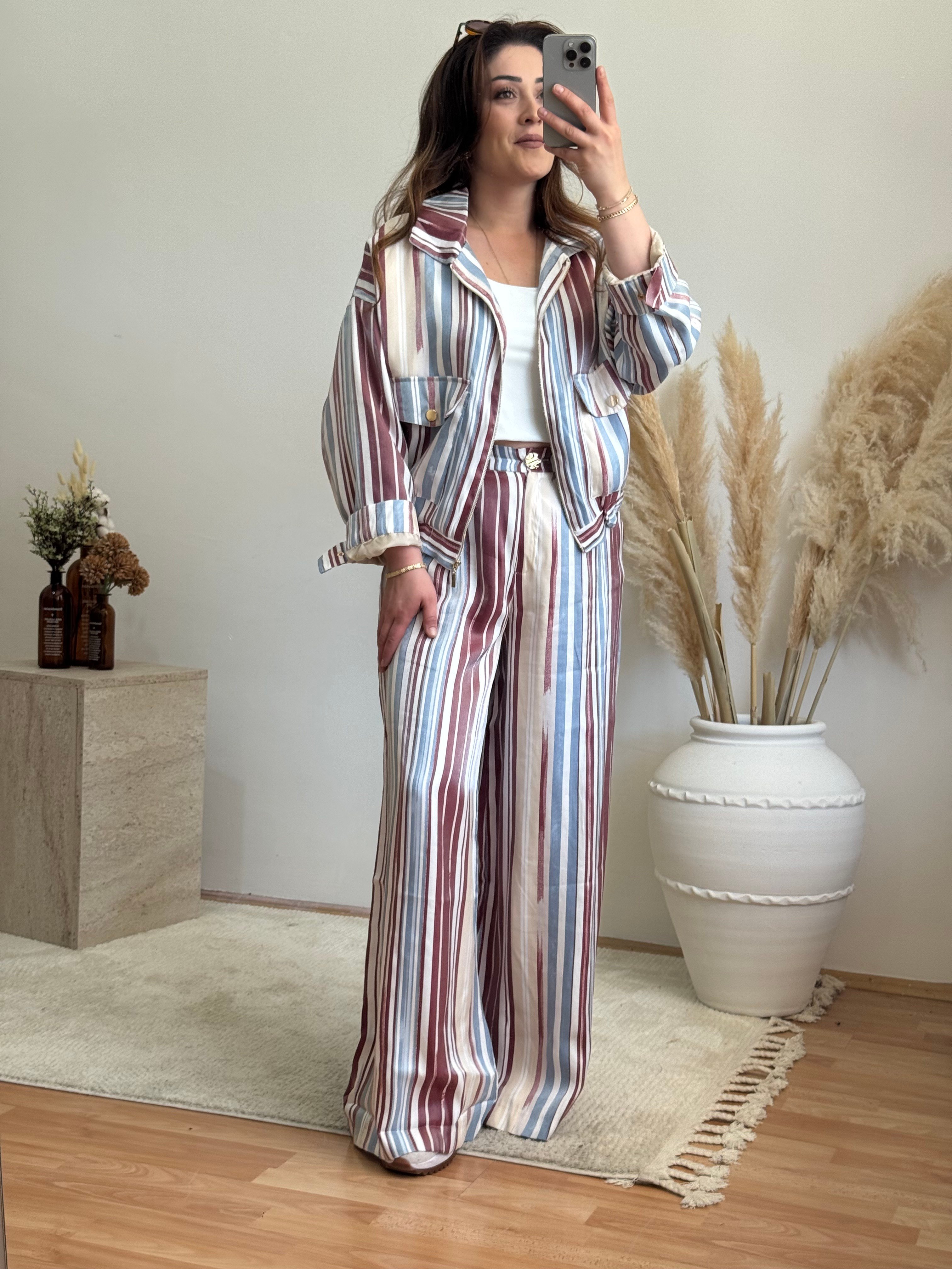 Çizgili Ceket Pantolon Takım – Çok Renkli