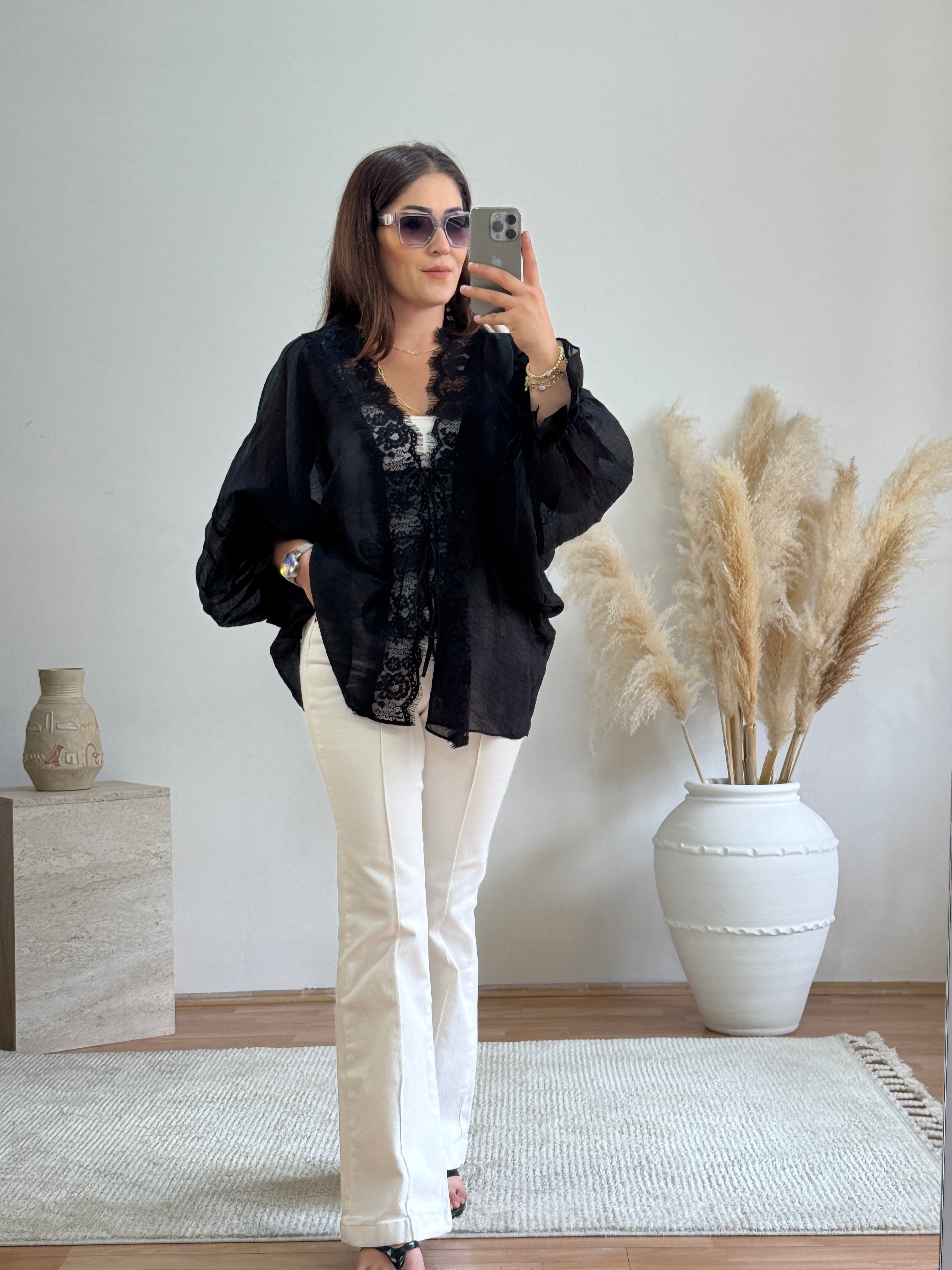 Dantel Detaylı Bağlamalı Kimono – Siyah