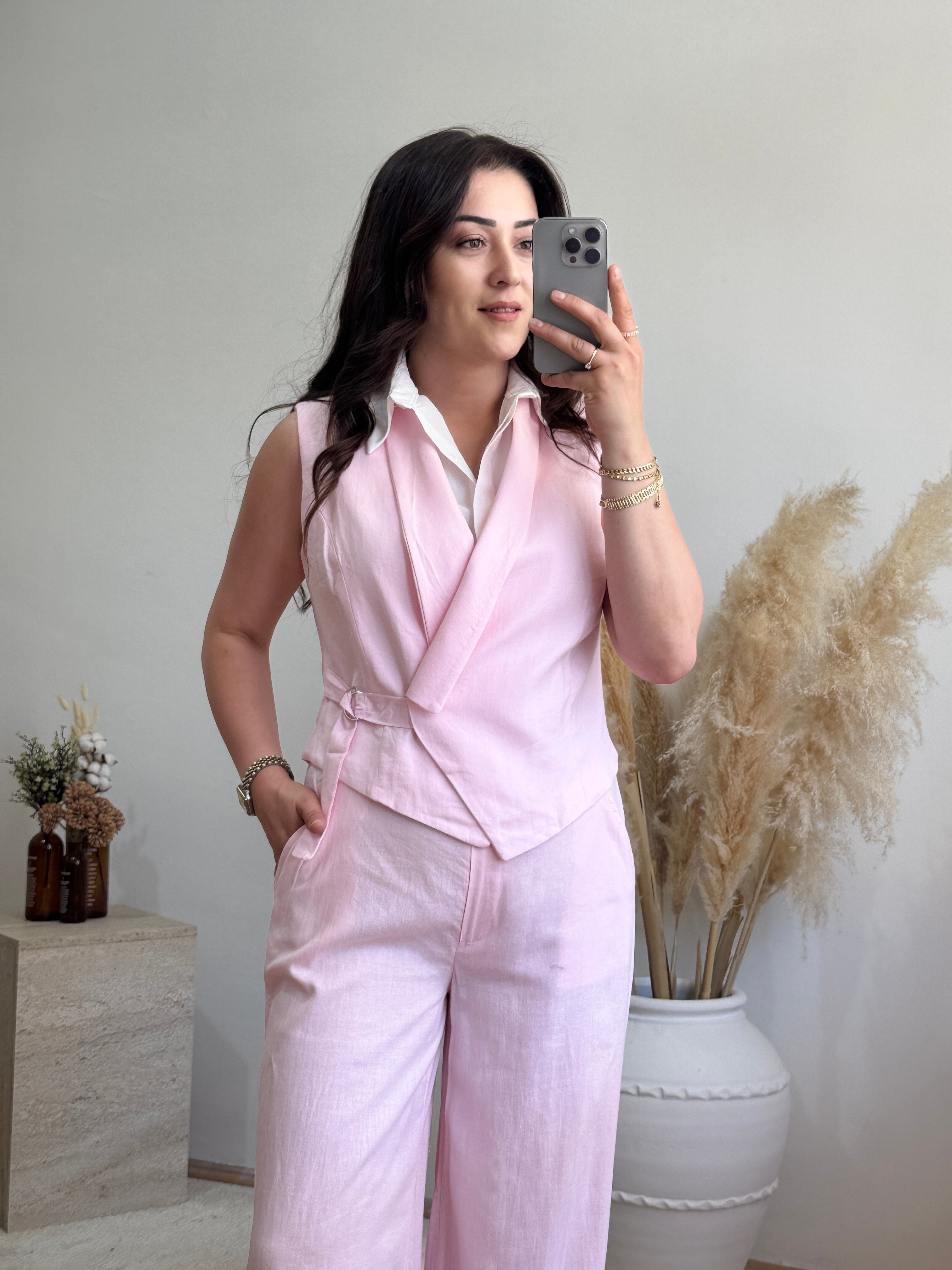 Kendinden Gömlek Detaylı Keten Görünümlü Yelek Pantolon Takım-Pembe