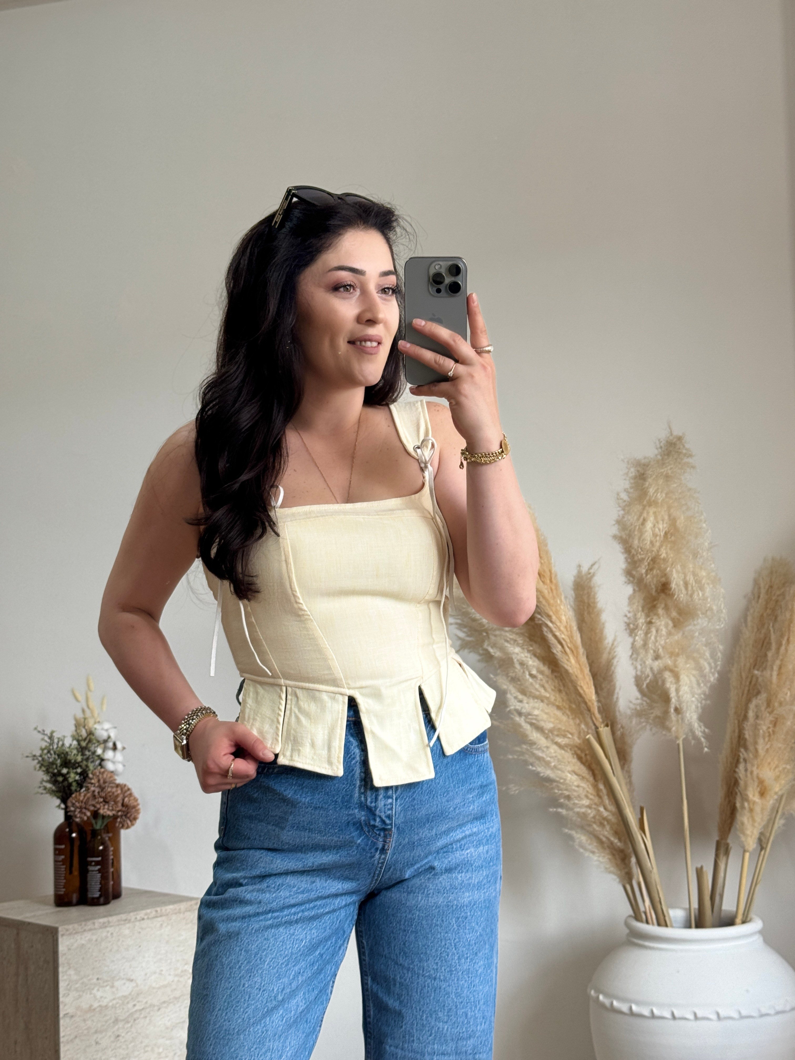 Korse Detaylı Poplin Bluz-Sarı