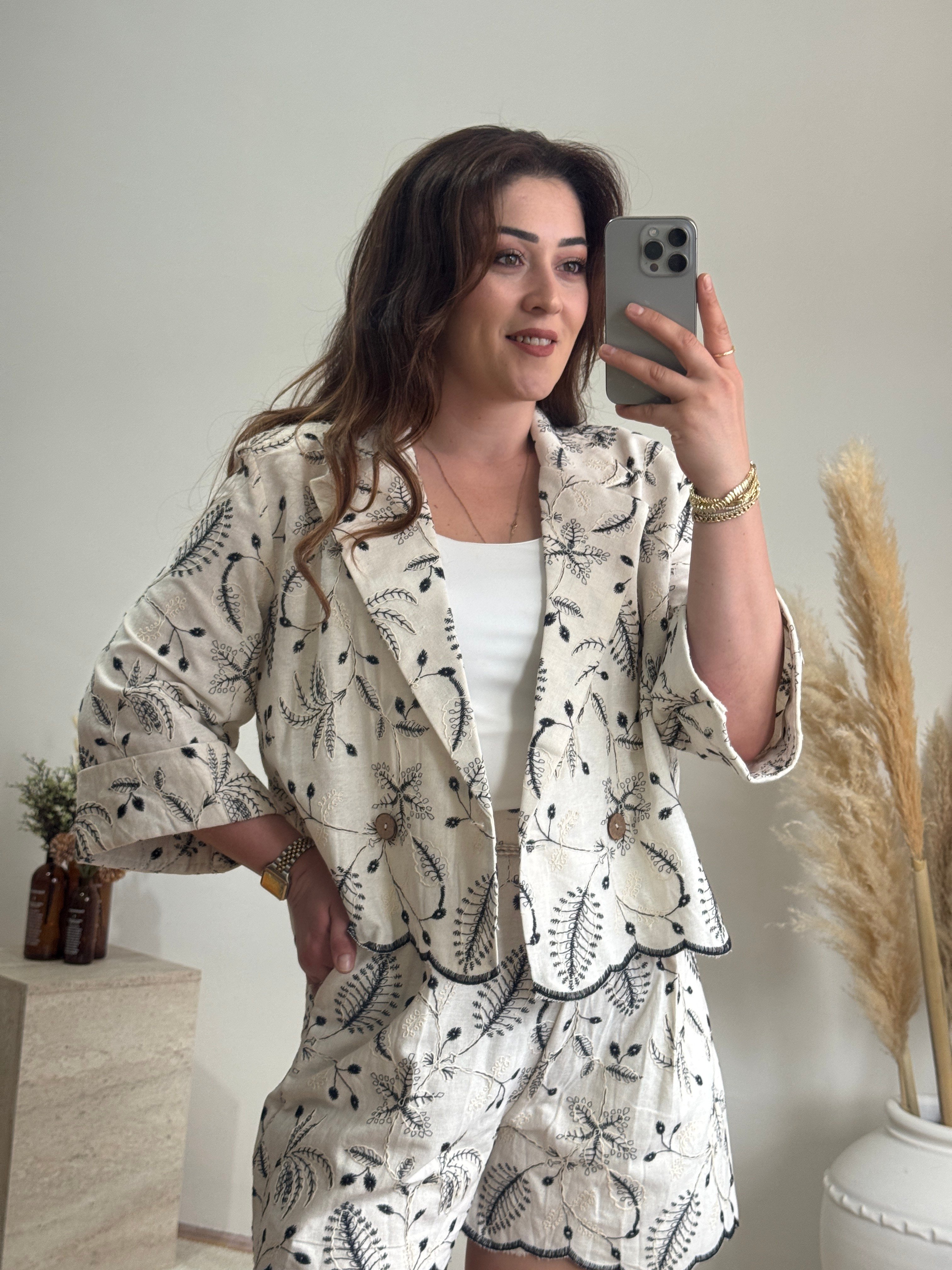 Nakış Detay Blazer Ceket Bej