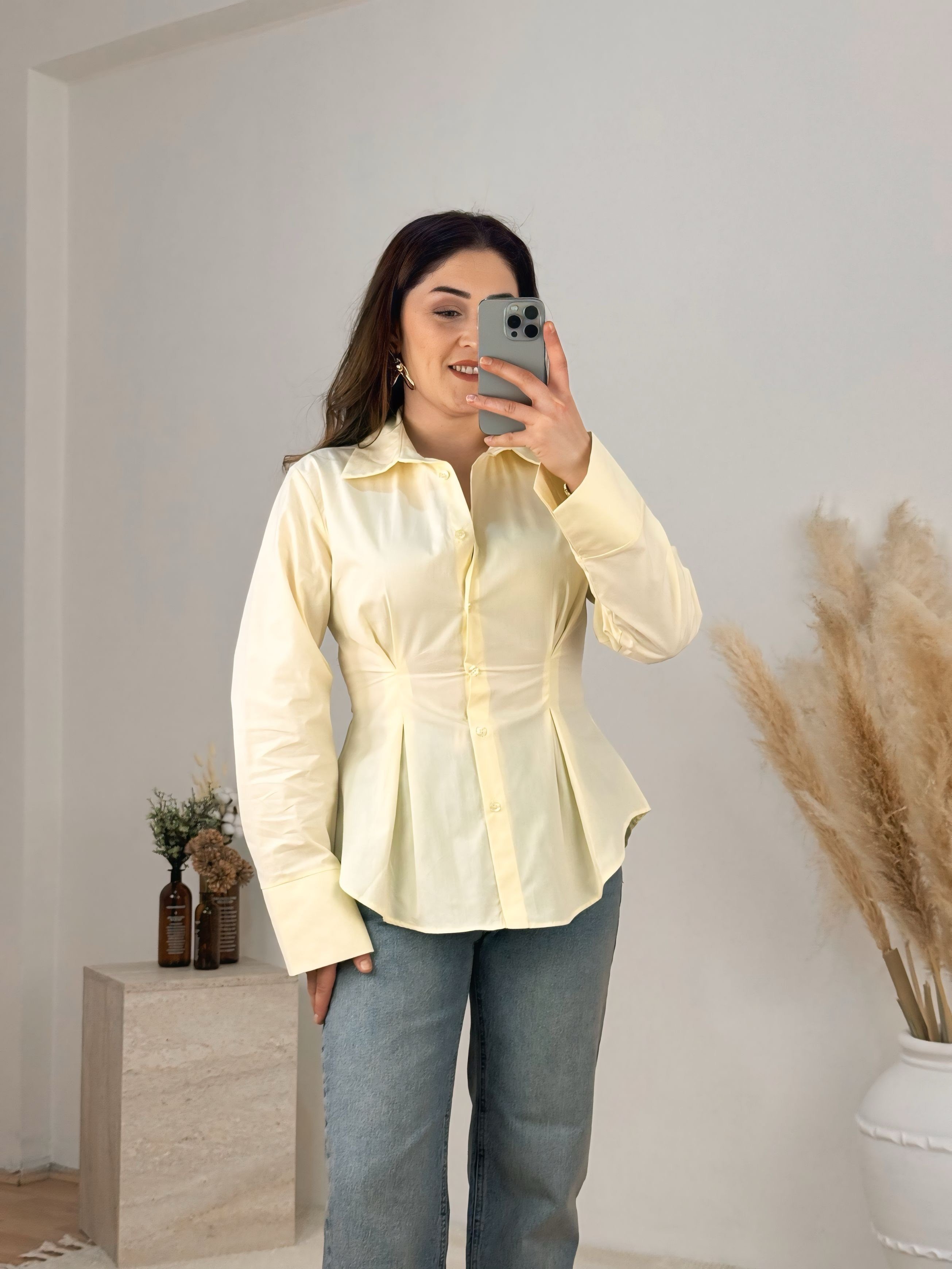 Poplin Bel Oturtmalı Pile Detaylı Gömlek-Sarı