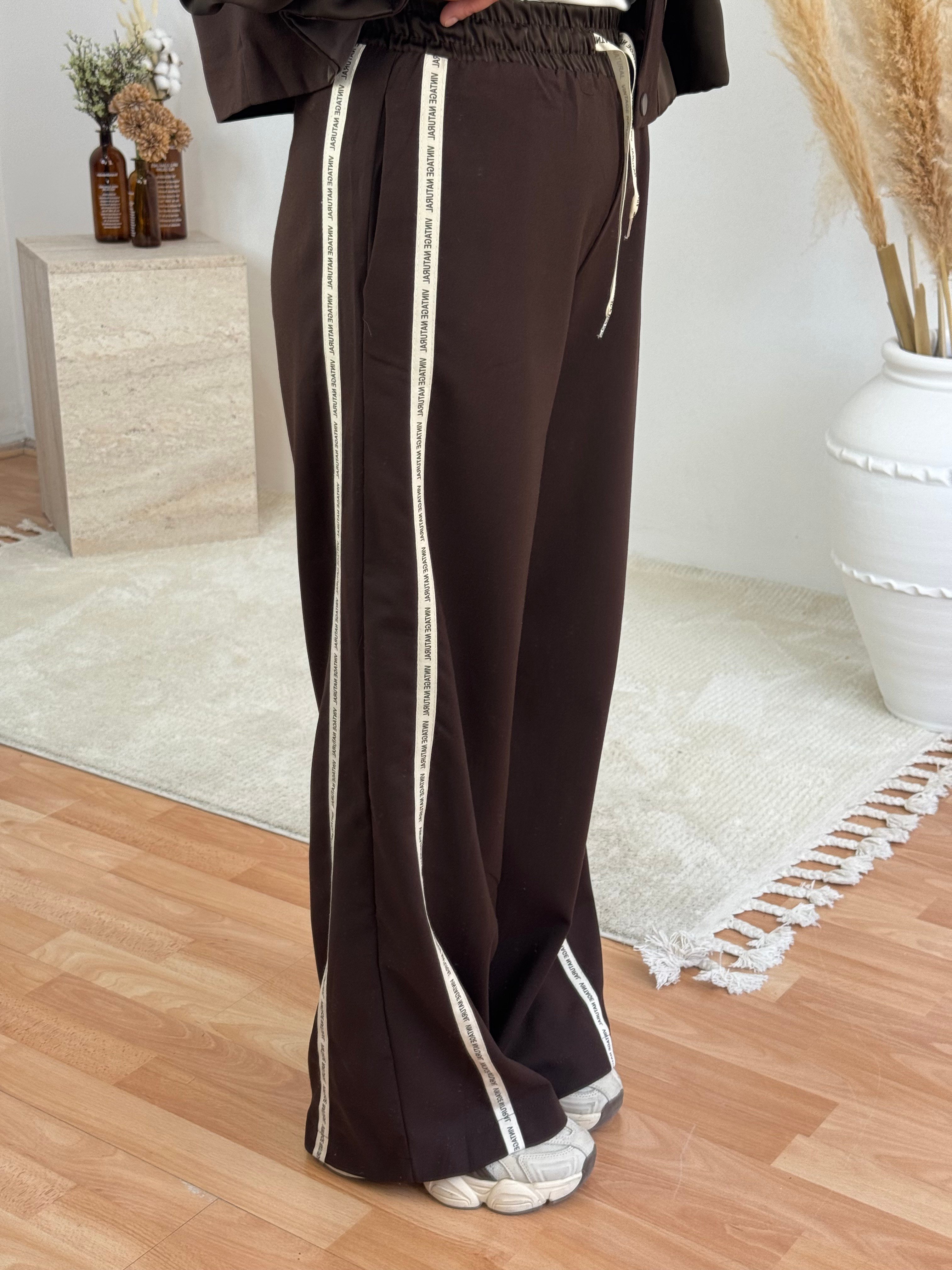 Şerit Detaylı Ceket & Pantolon Takım
