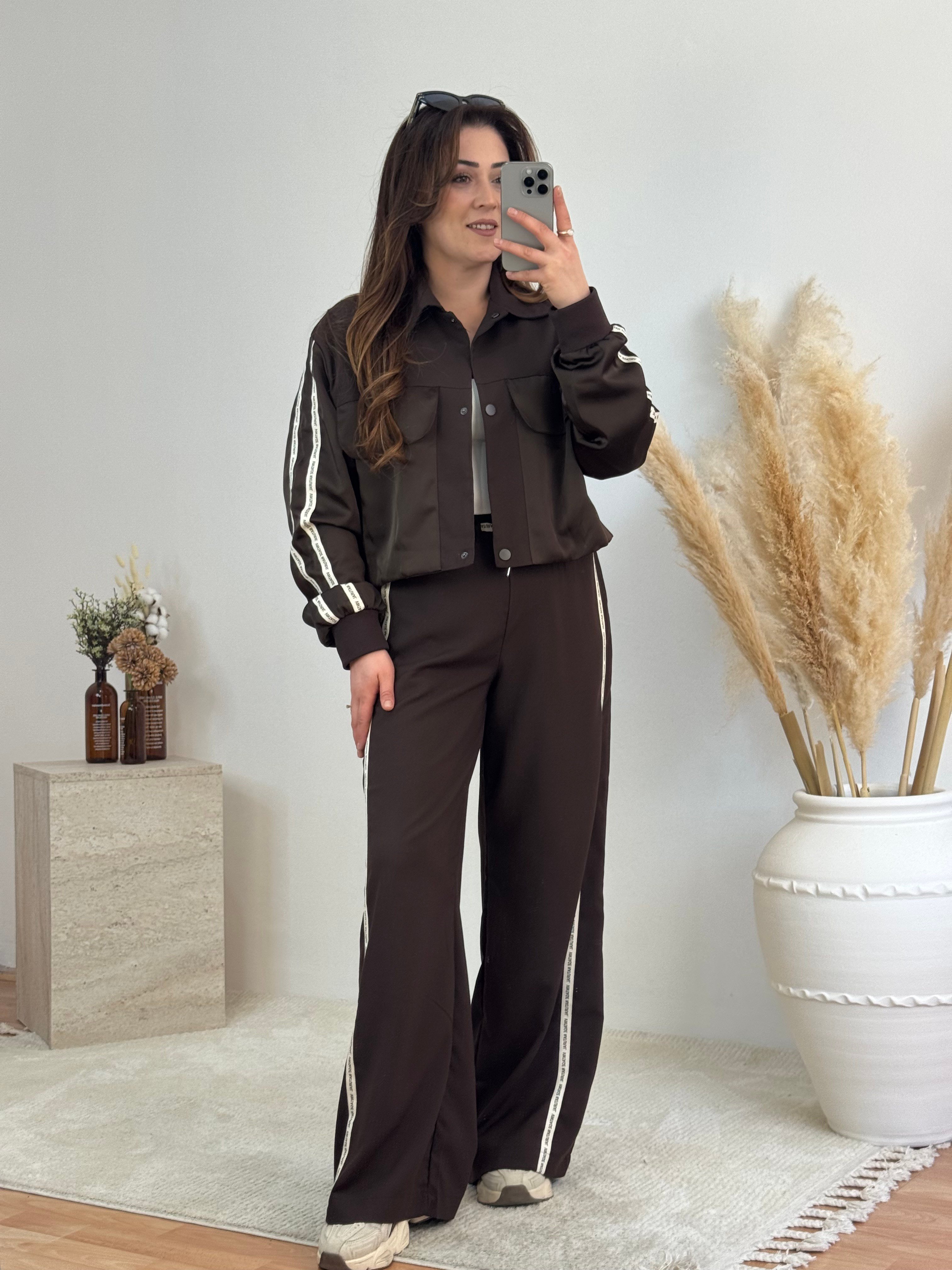 Şerit Detaylı Ceket & Pantolon Takım